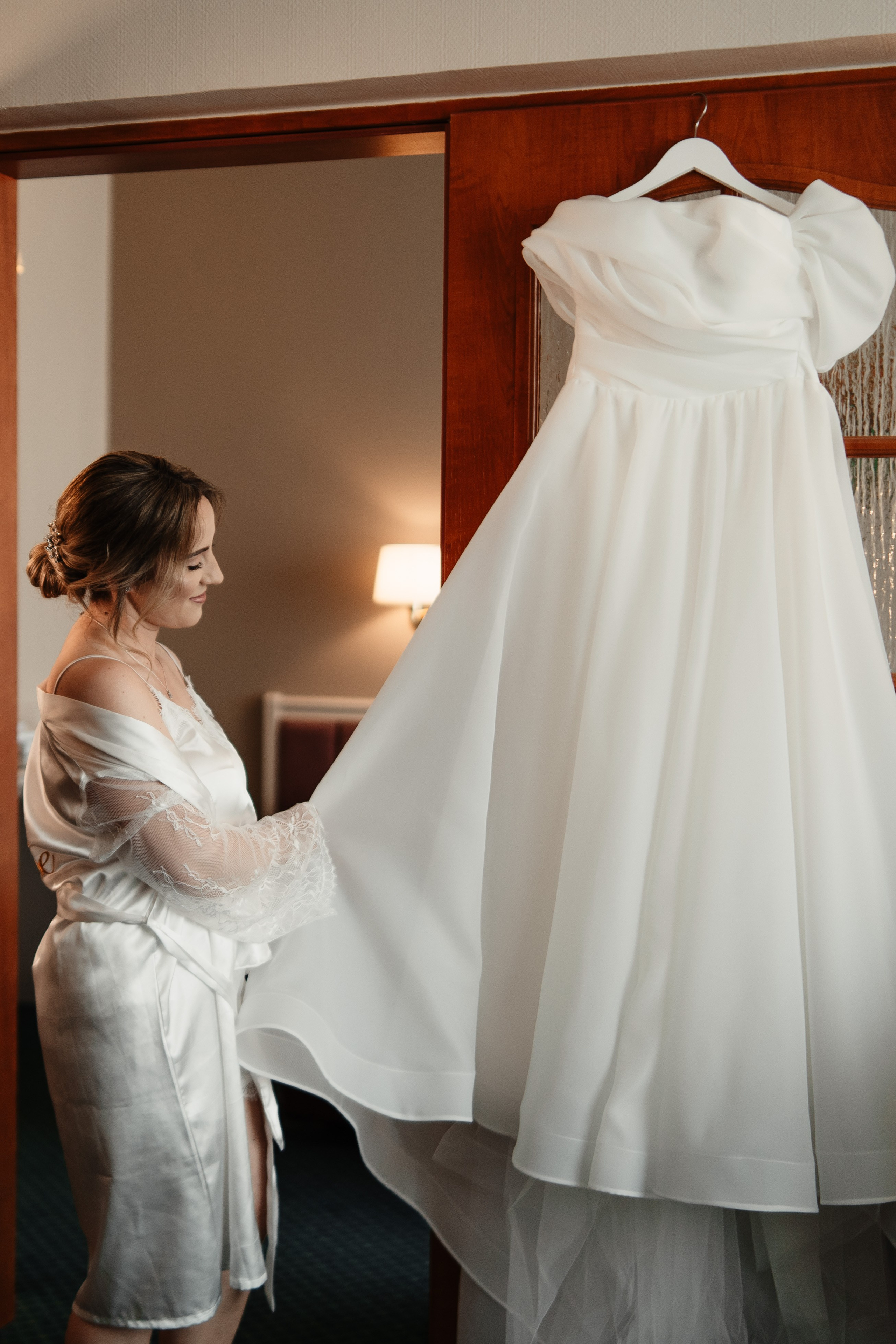 Alexandra + Andrei / Iasi. Foto-Video Nunta Iasi, Suceava, Bucuresti / Disponibilitate 2025 — 2026 — 2027