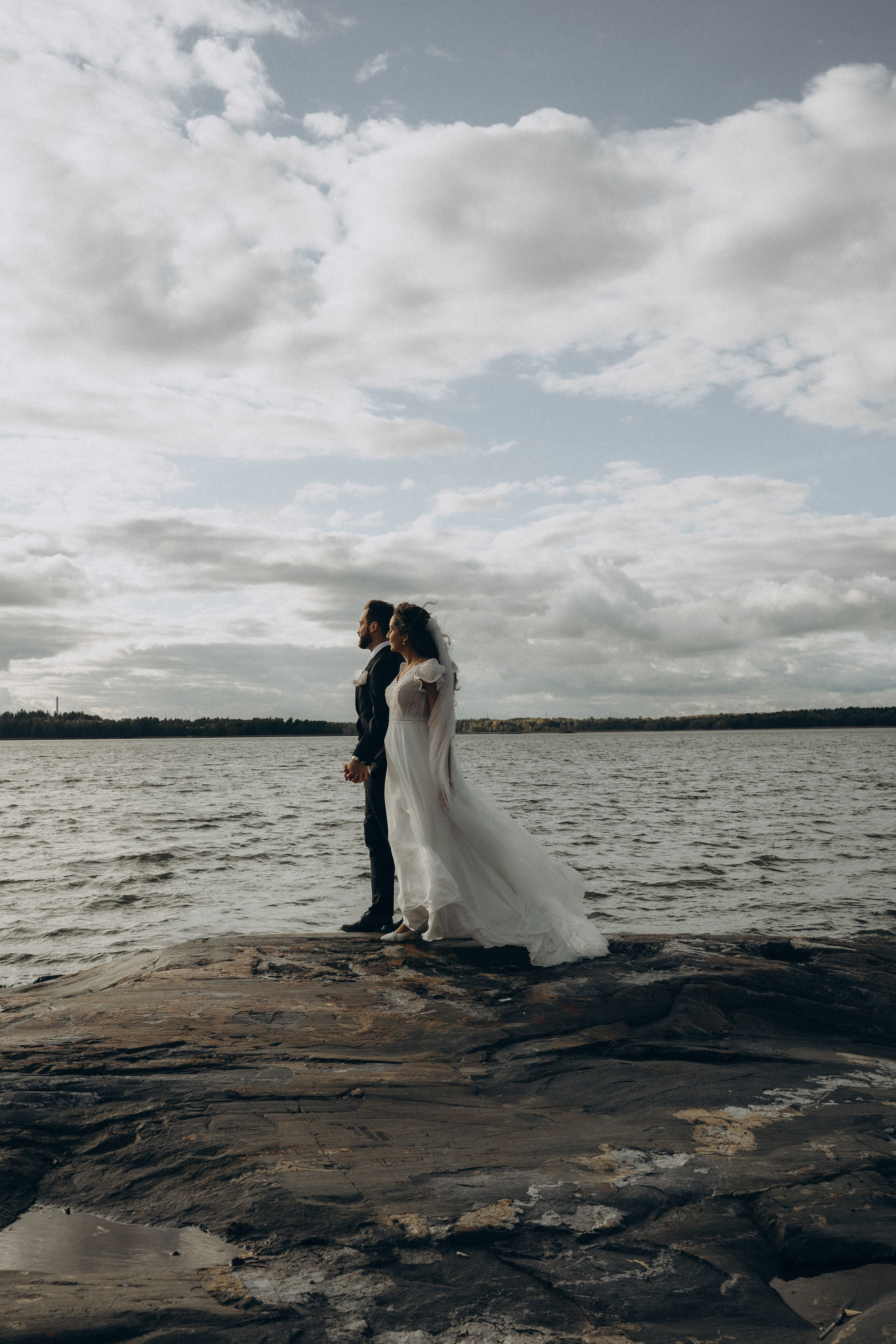 W&S. Wedding and portrait photographer in Helsinki Vickan O