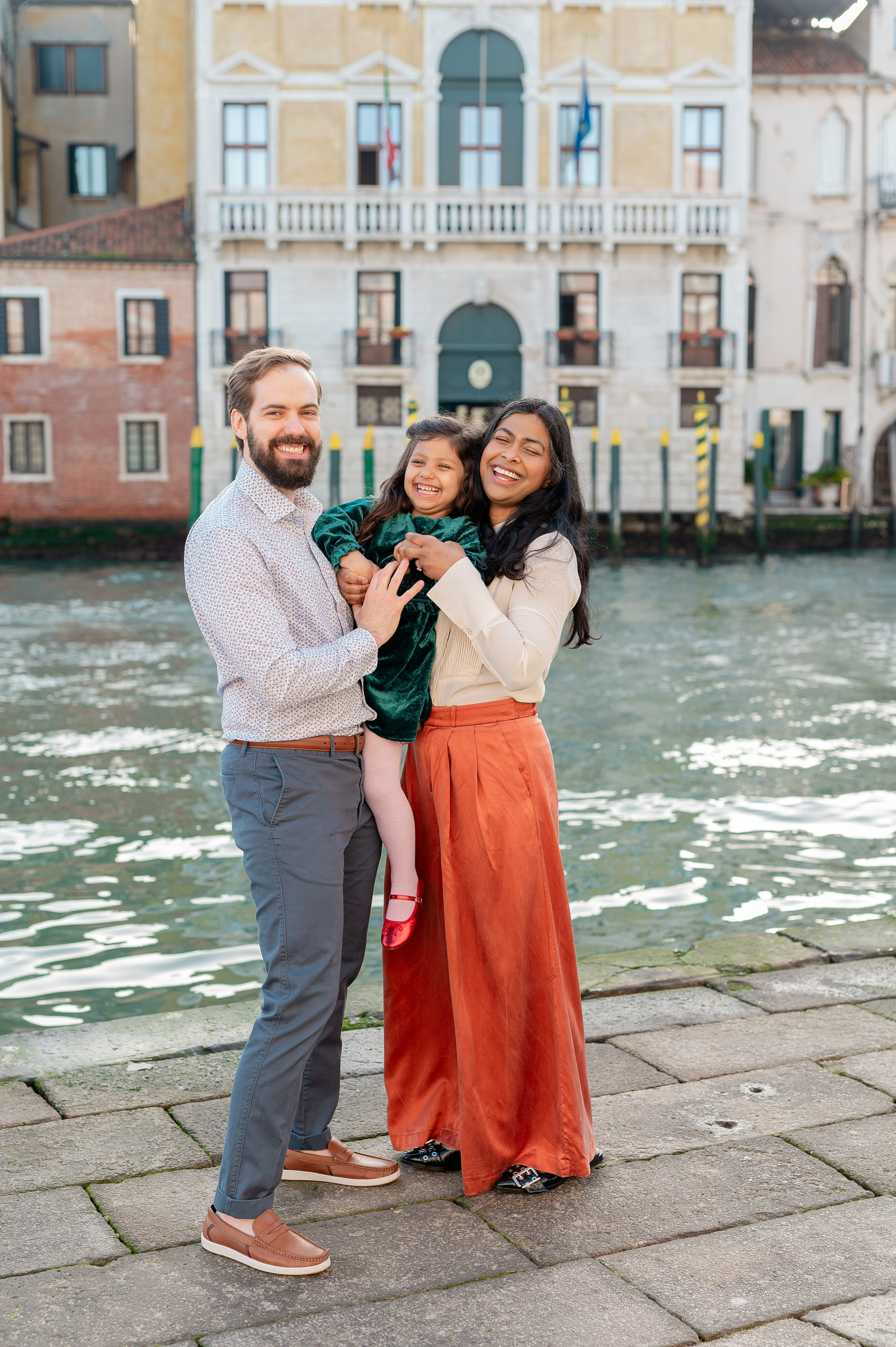 Family photoshoot in Venice. Photographer in Venice Anna Terzi