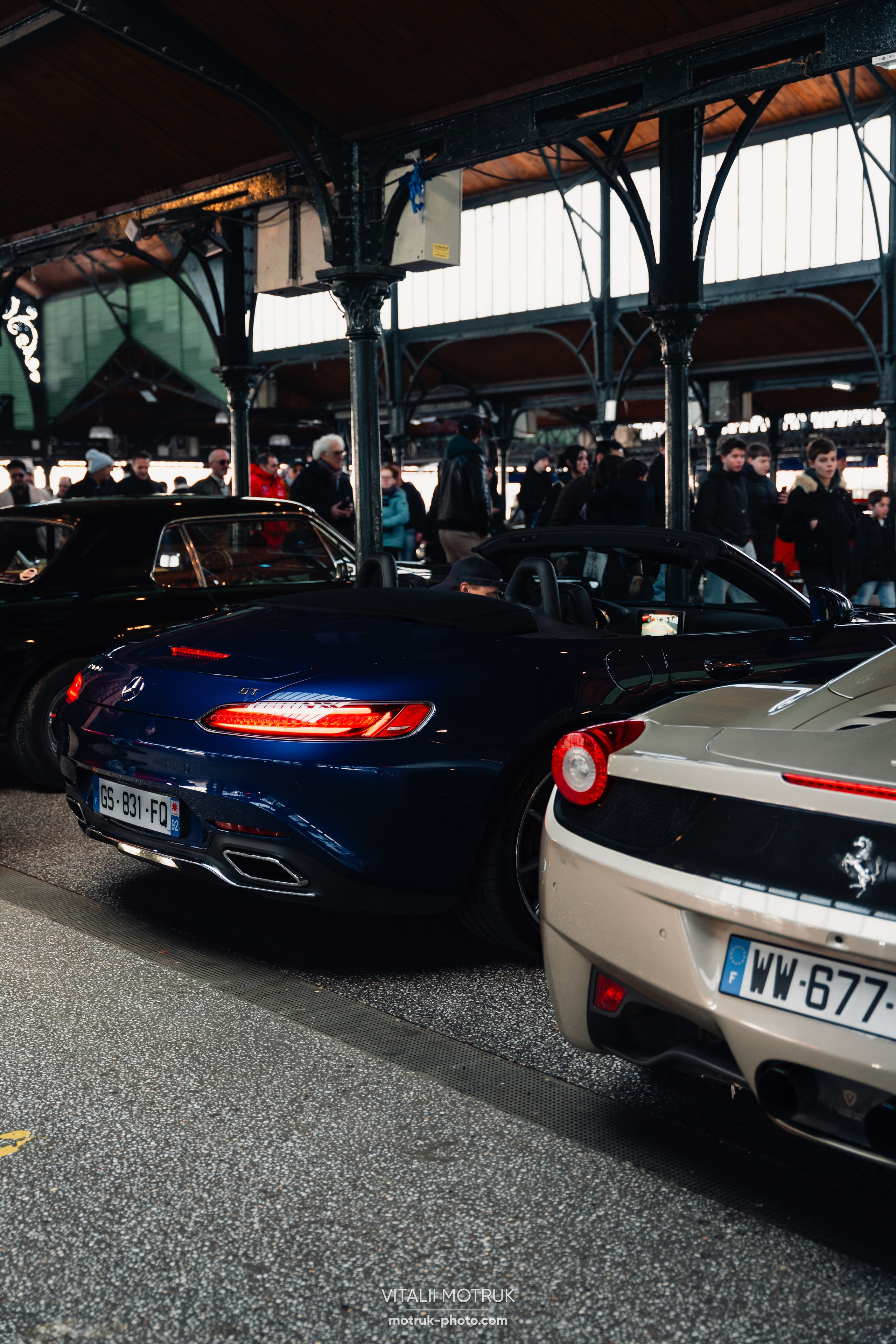 Rassemblement Colombes 16 fevrier 2025. Photographe de voitures à Paris — Vitalii Motruk