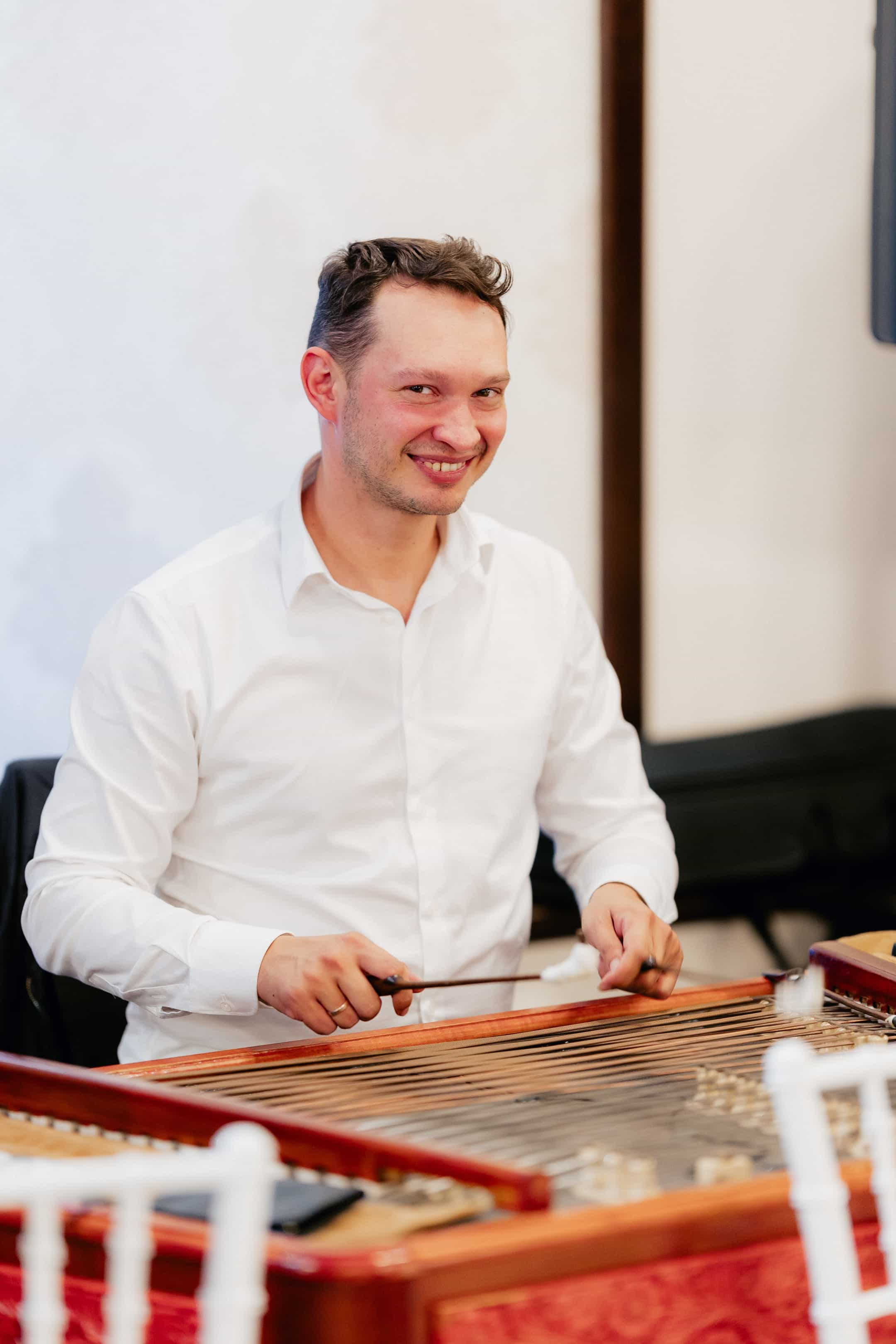 Stefanel & Elena. MovieFrames.ro