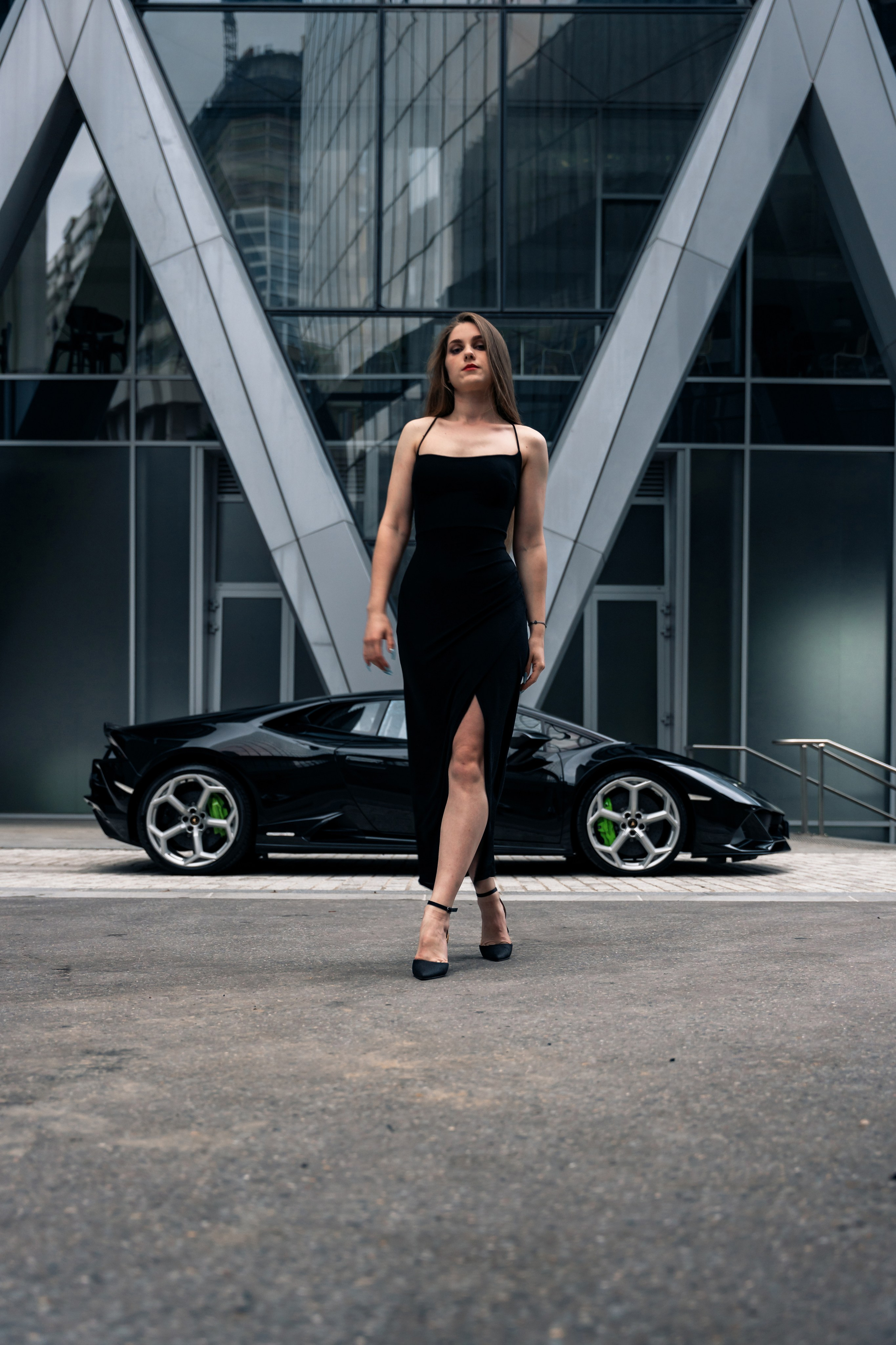 Aleksandra x Huracan. Photographe de voitures à Paris — Vitalii Motruk
