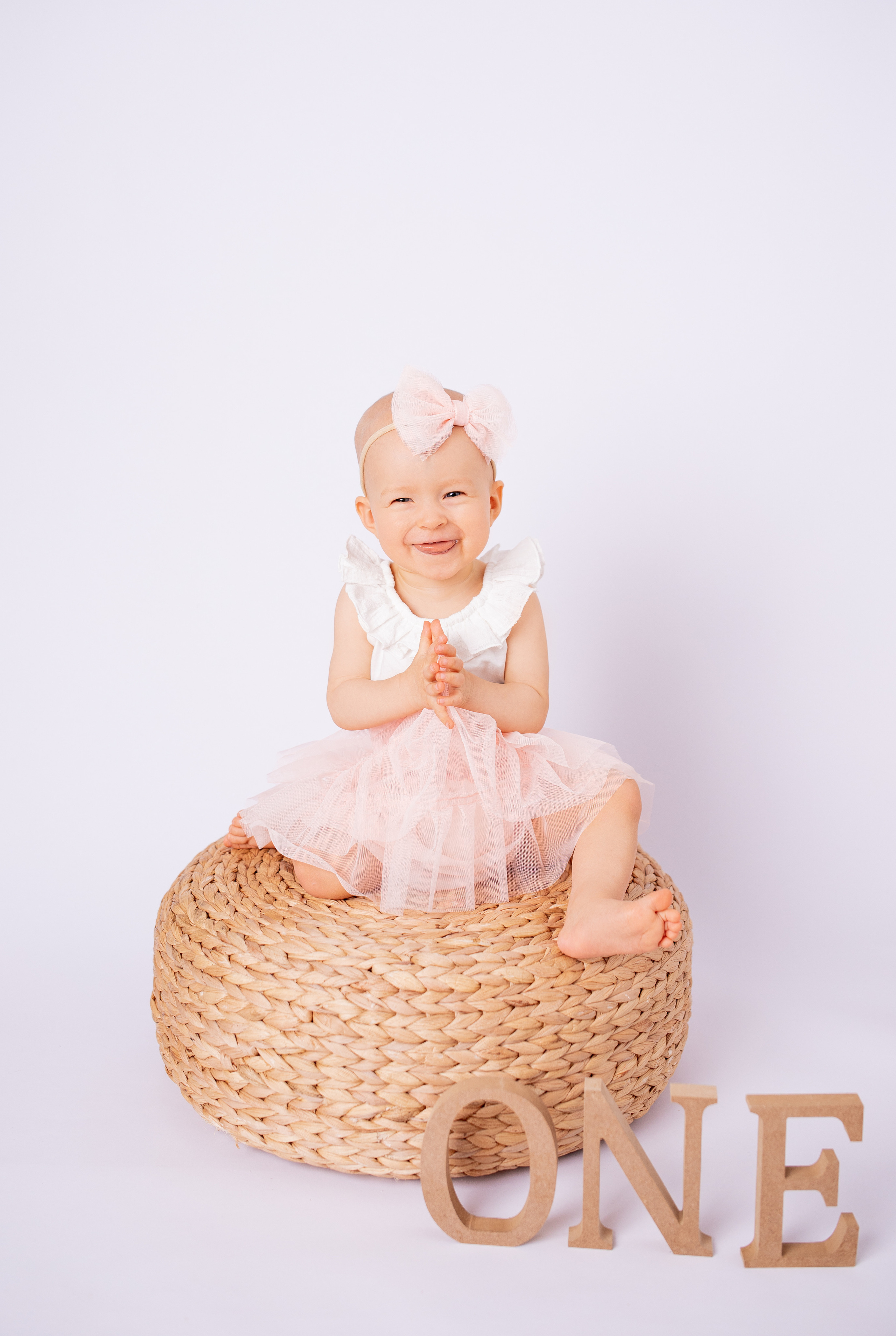 CAKE SMASH ja 1 V KUVAUKSET. Valokuvaaja Itä-Uudellamaalla Viktoria photography