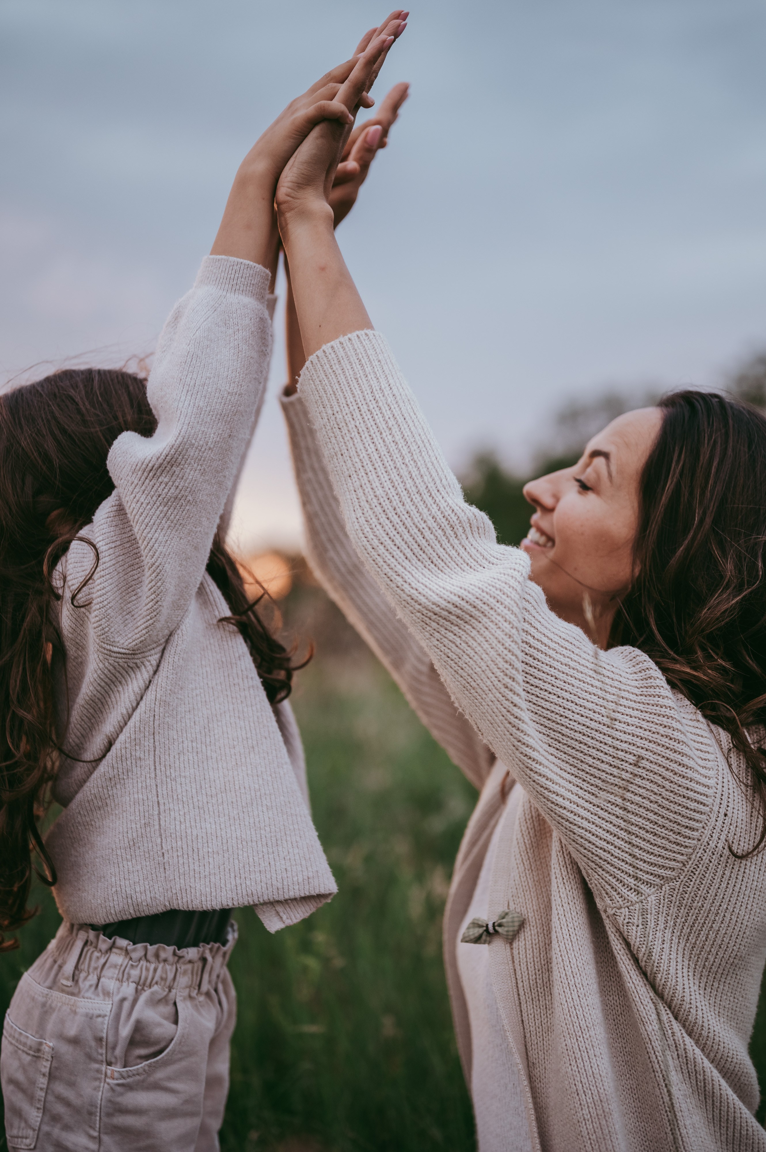 Bojana i Srna / mammy and me photosession. Deciji i porodicni fotograf u Beogradu Oksana Skendzic