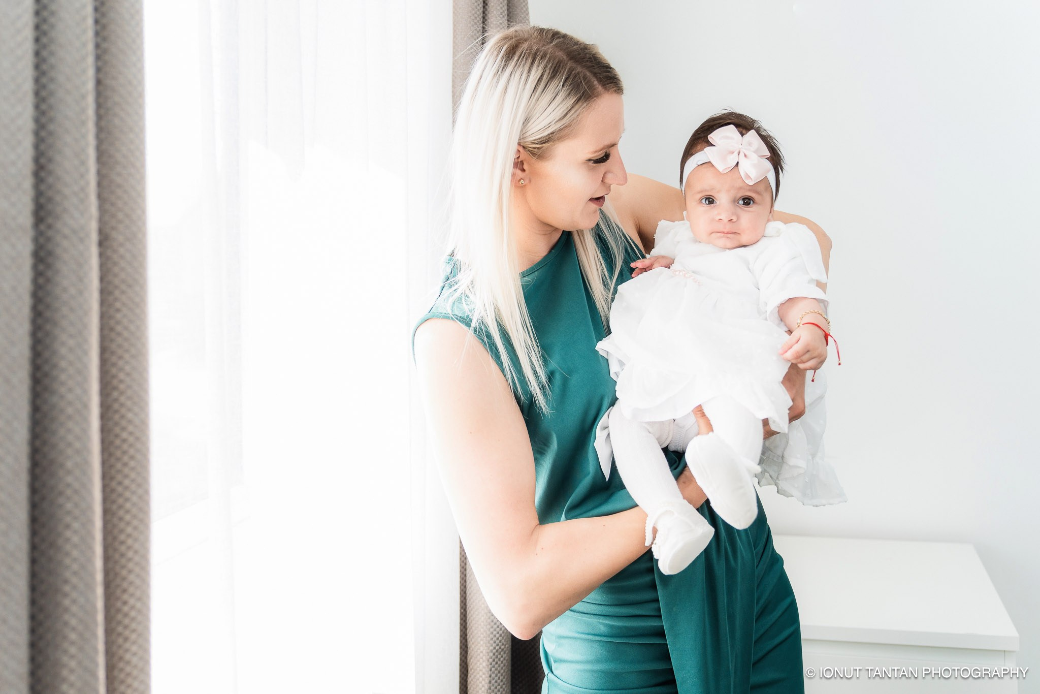 Fotografii Unice pentru Botezuri - Ionut Tantan Foto & Film. TANTAN IONUT FOTO & FILM