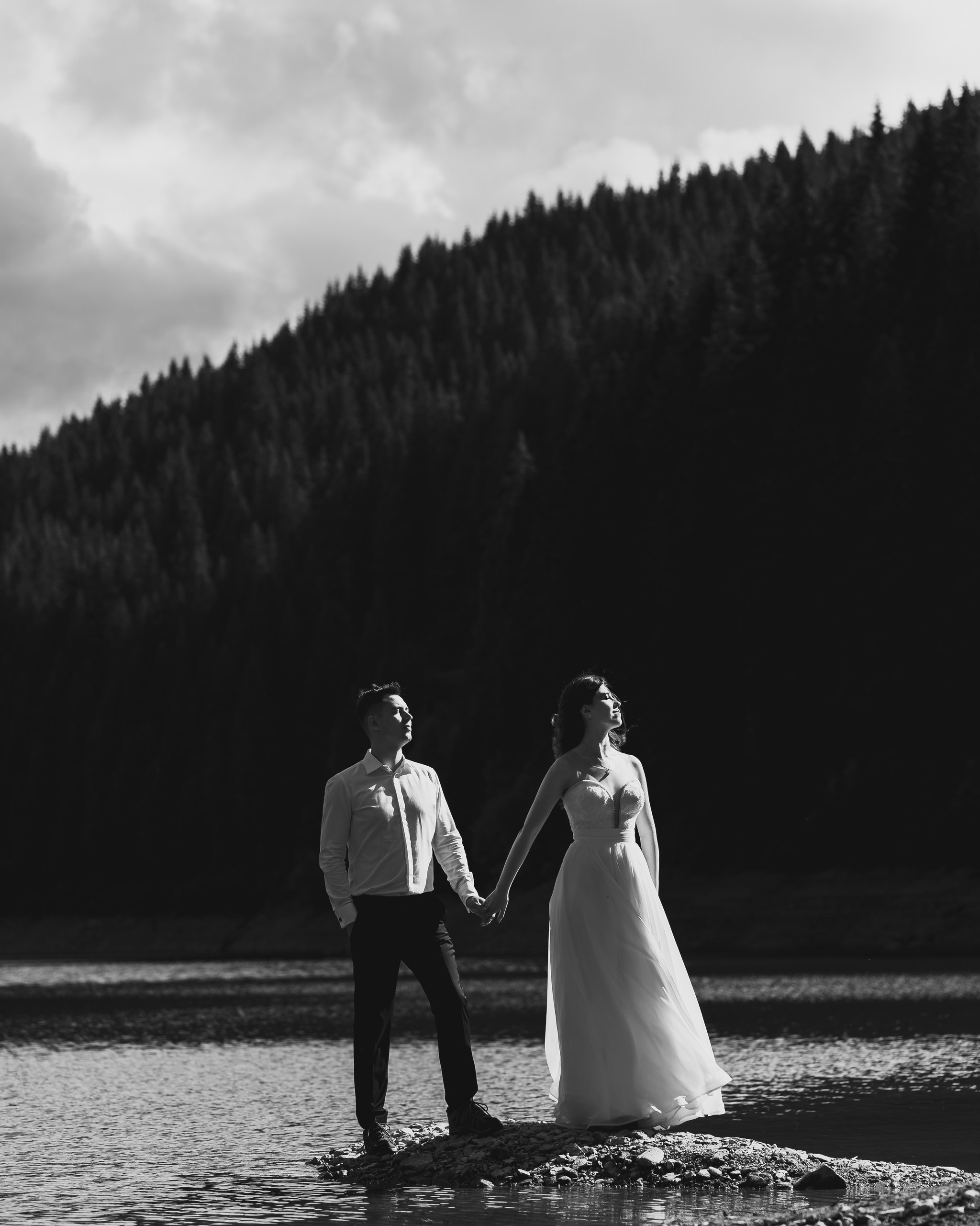 Trash the Dress la Lacul Bolboci  | Mihai Popa Fotograf. Fotograf Nuntă & Botez București - Mihai Popa | Dincolo de oameni, imortalizez emoții!