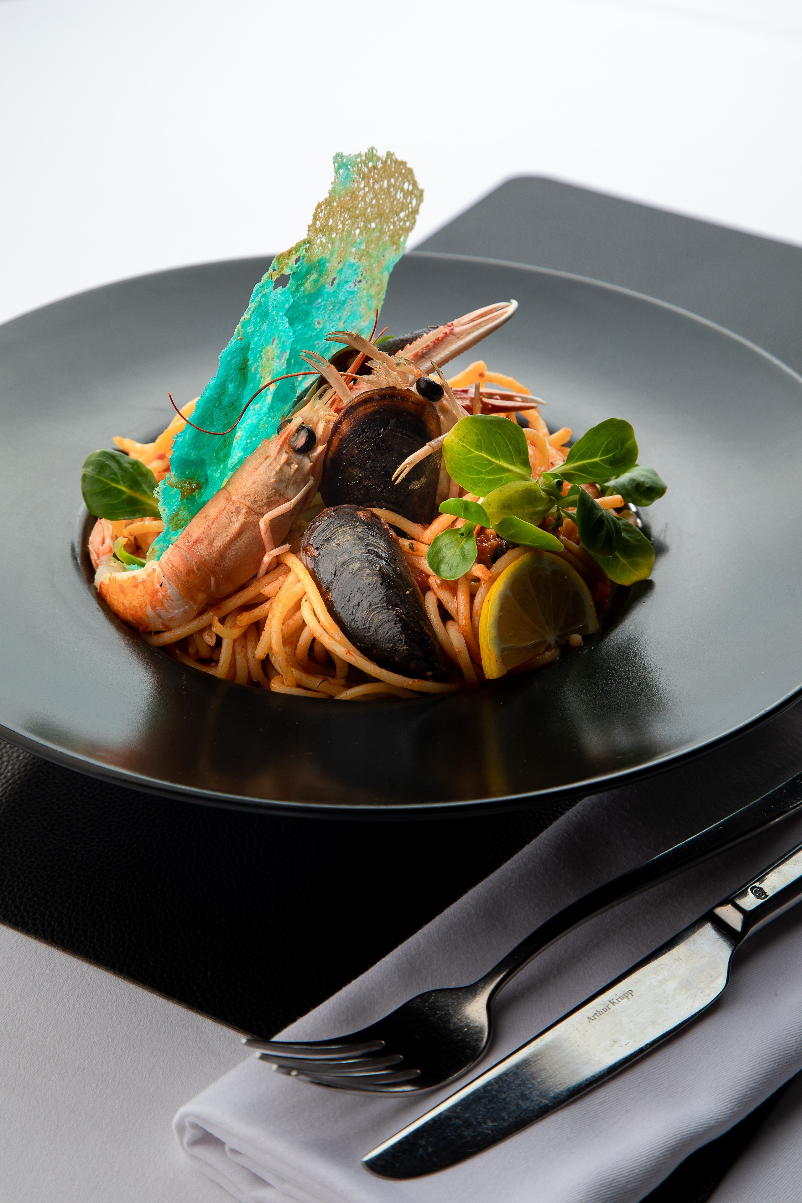 Kulinarika. Fotografinja in videografinja Mariia Bortiakova iz Slovenije: fotografiranje dogodkov, portretov in snemanje videov po vsej Sloveniji