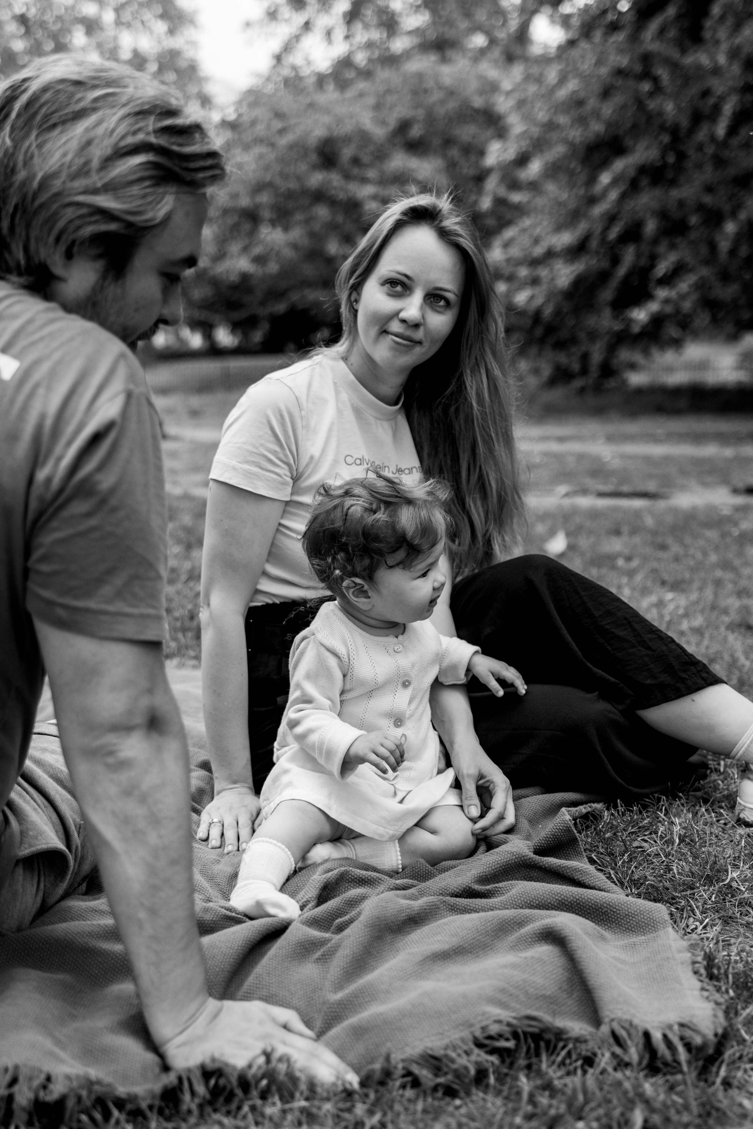 Igor and his family (Hyde Park). Anastasia Klink, Photographer in London