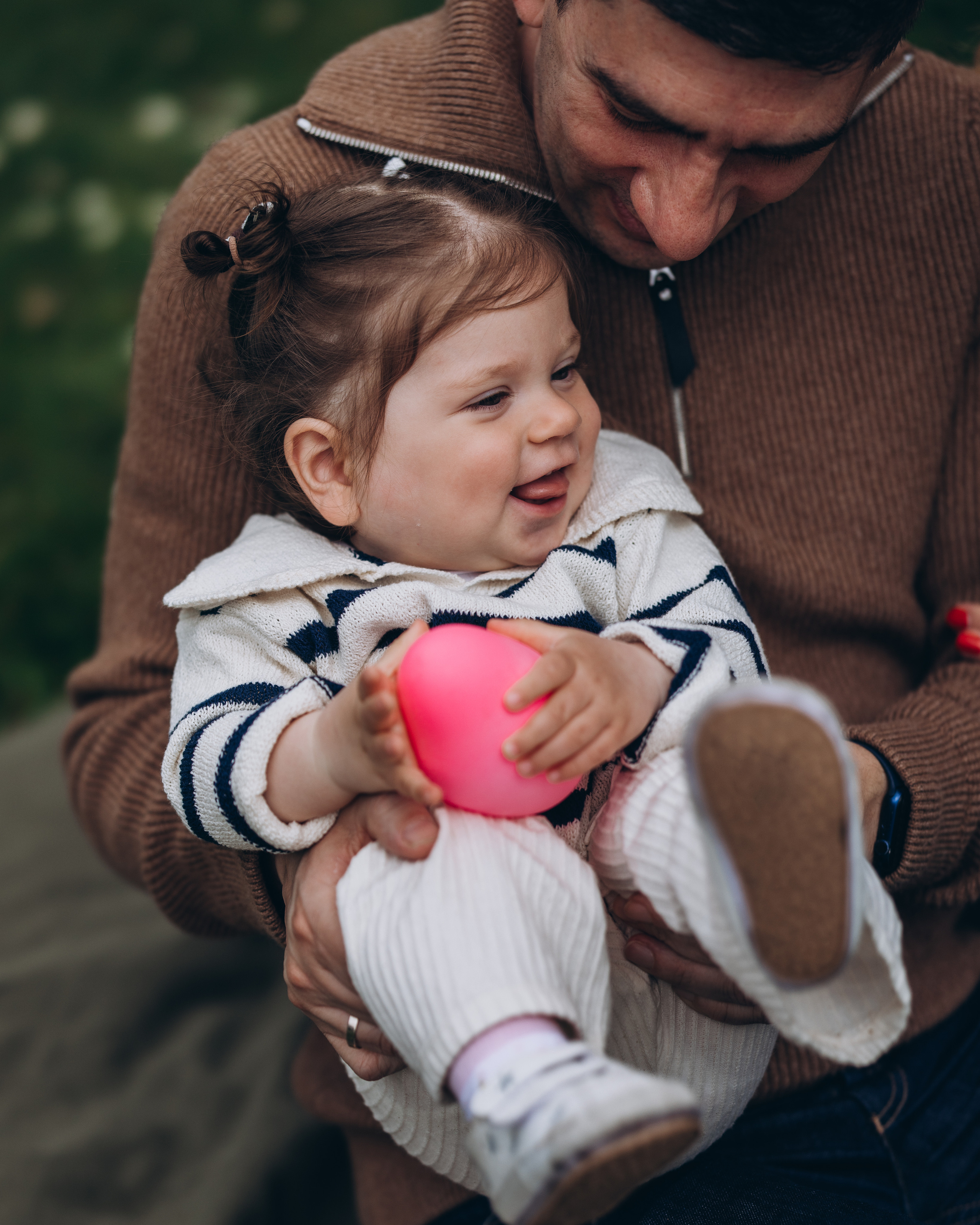 Sofia with parents (Greenwich Park). Anastasia Klink, Photographer in London