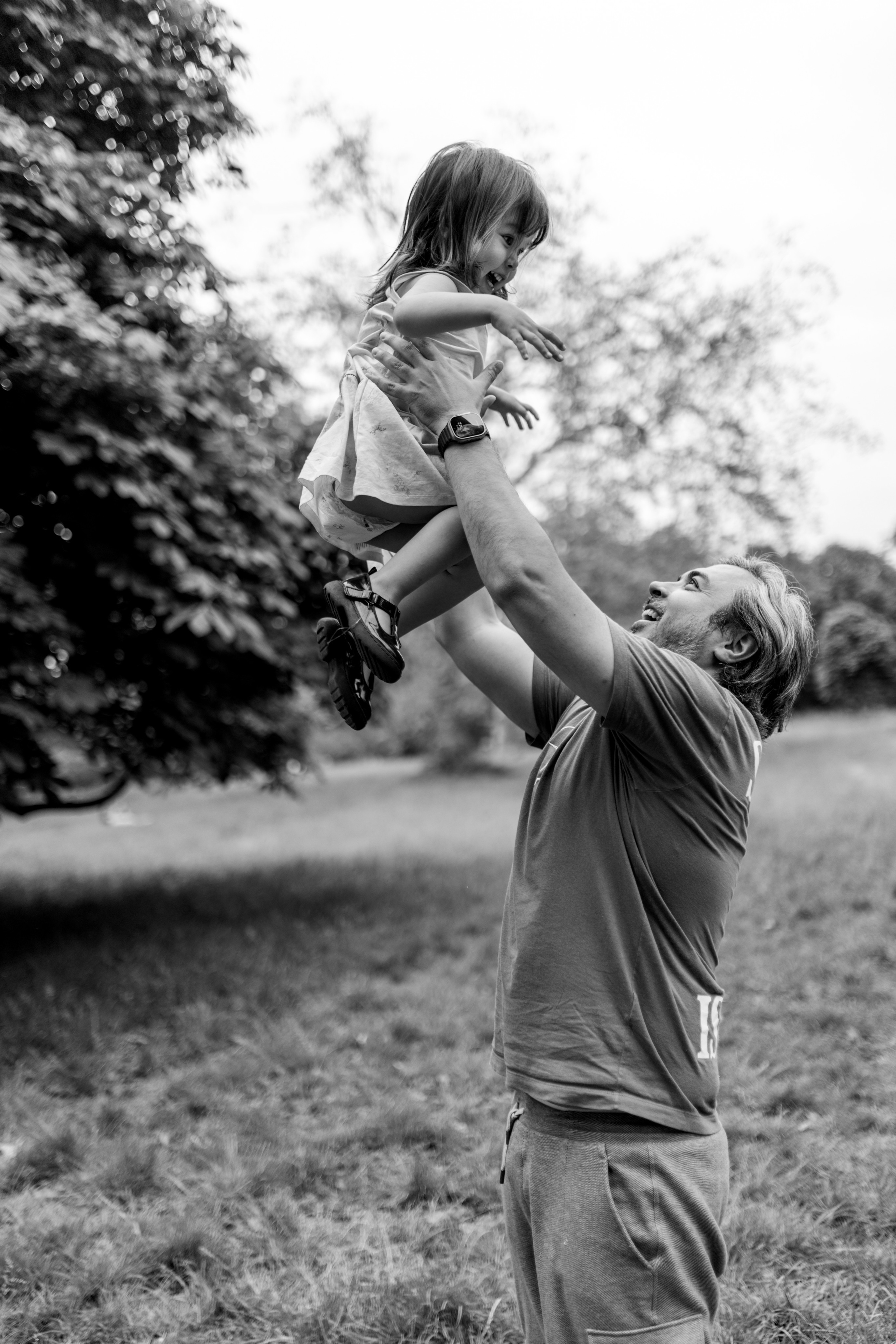 Igor and his family (Hyde Park). Anastasia Klink, Photographer in London