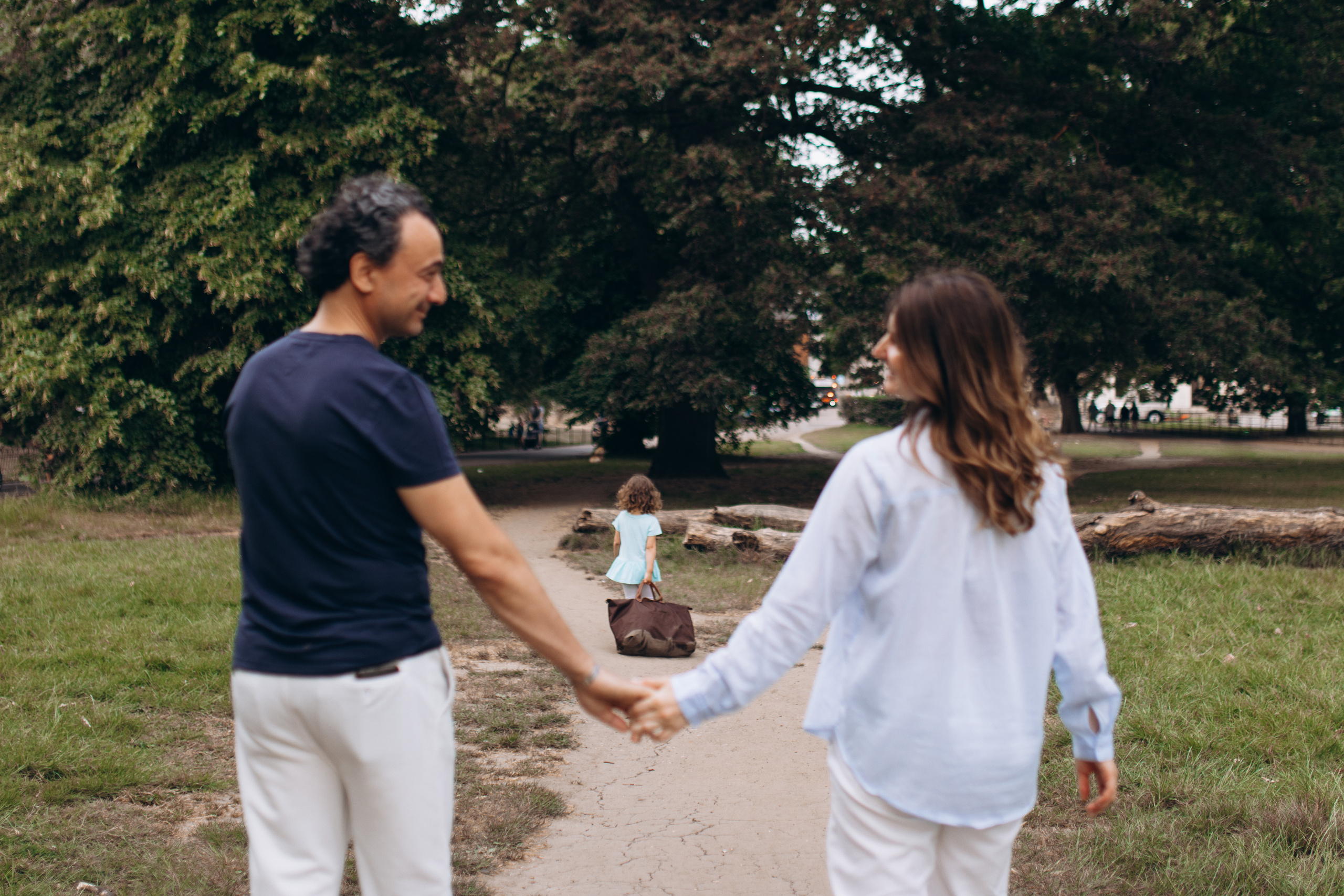 Selin’s Family (Hyde Park). Anastasia Klink, Photographer in London