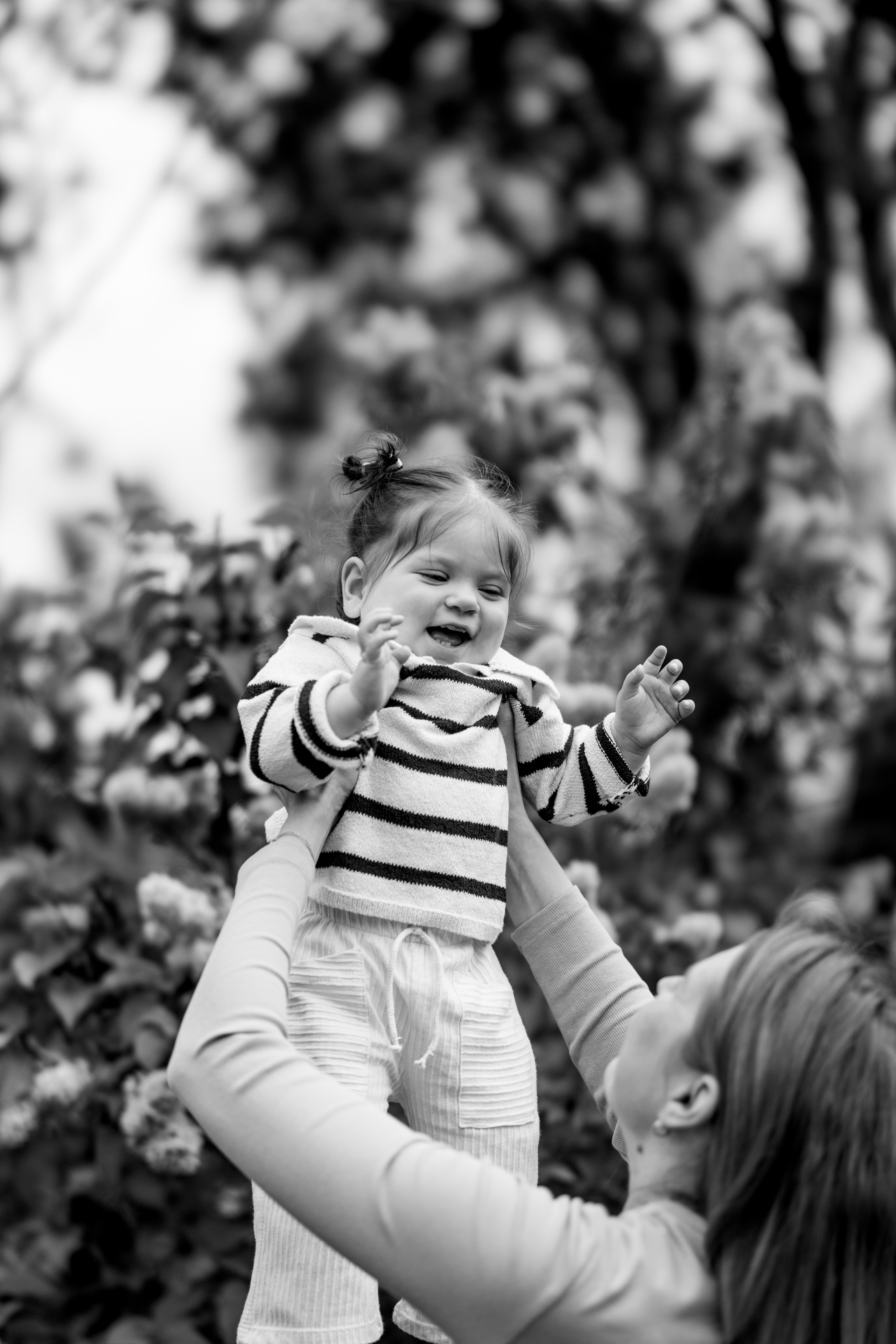 Sofia with parents (Greenwich Park). Anastasia Klink, Photographer in London