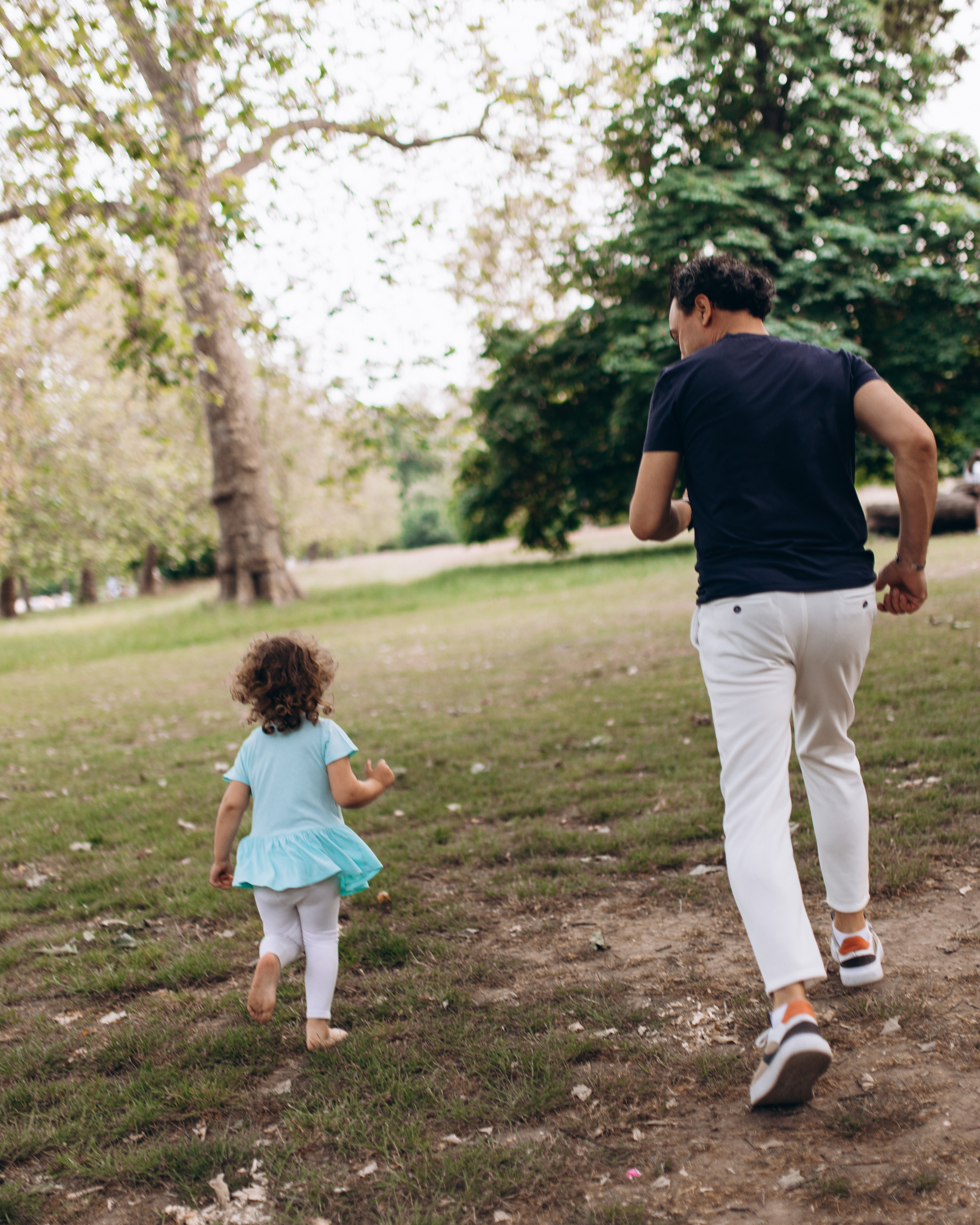 Selin’s Family (Hyde Park). Anastasia Klink, Photographer in London