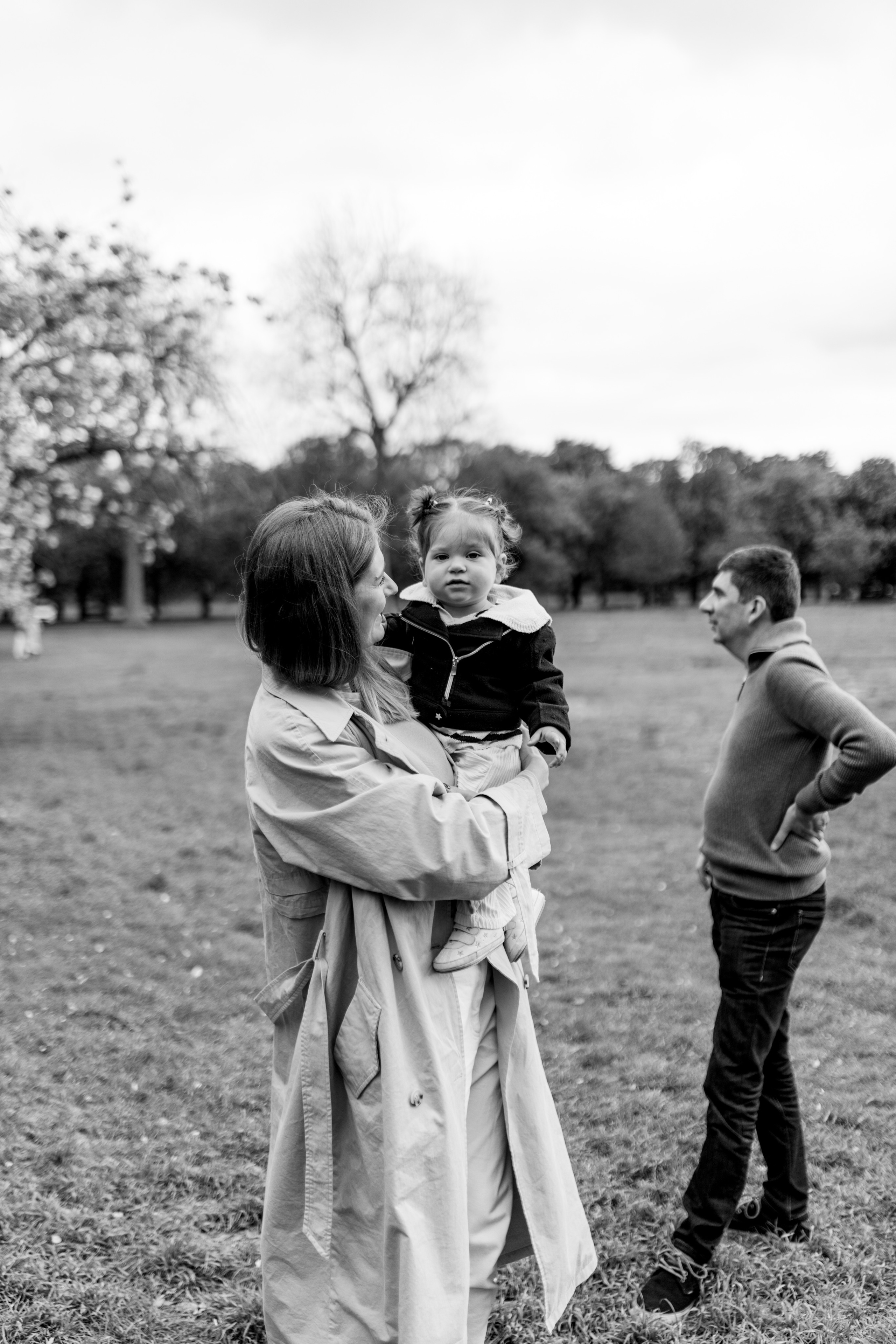 Sofia with parents (Greenwich Park). Anastasia Klink, Photographer in London