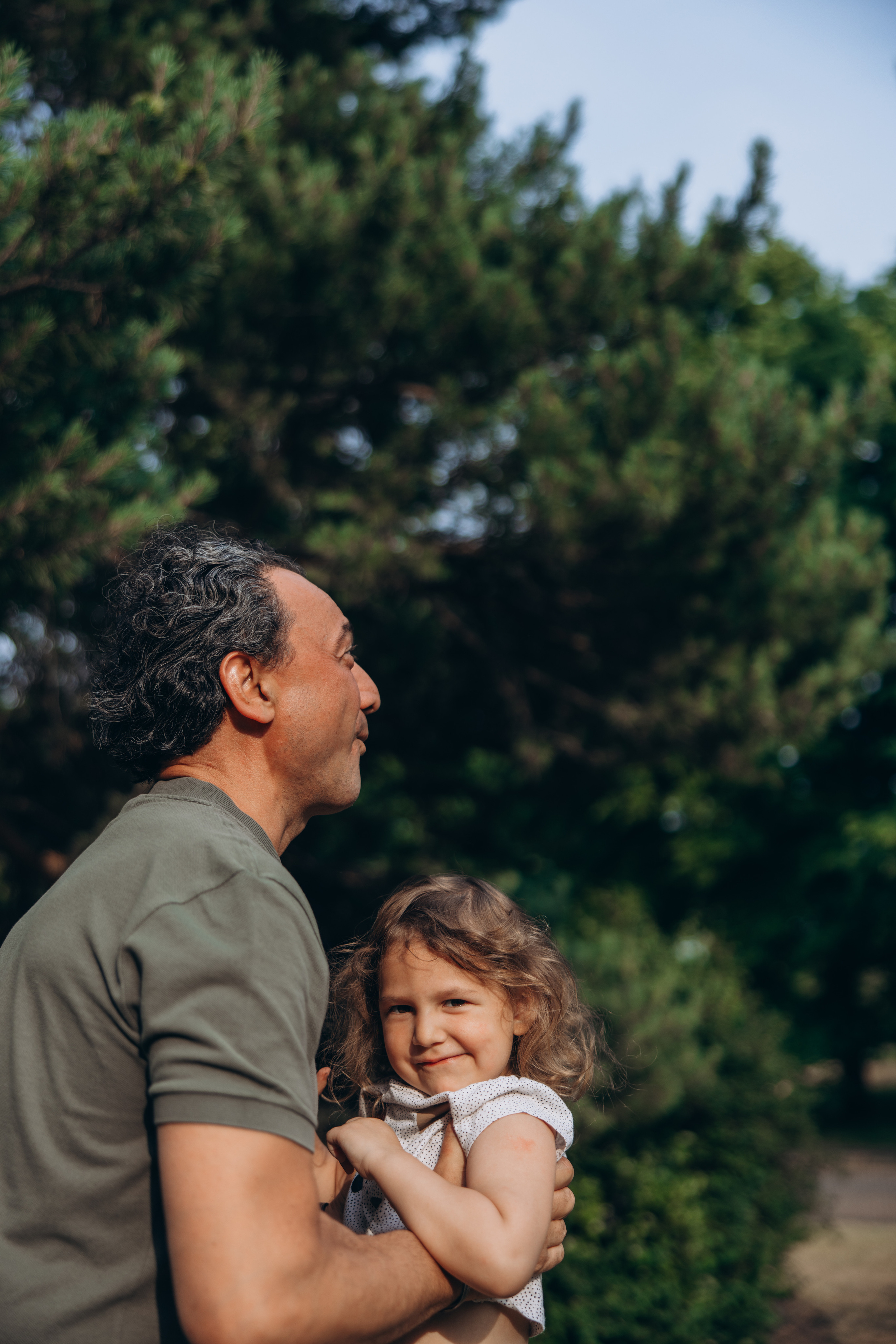 Selin’s Family (Hyde Park). Anastasia Klink, Photographer in London