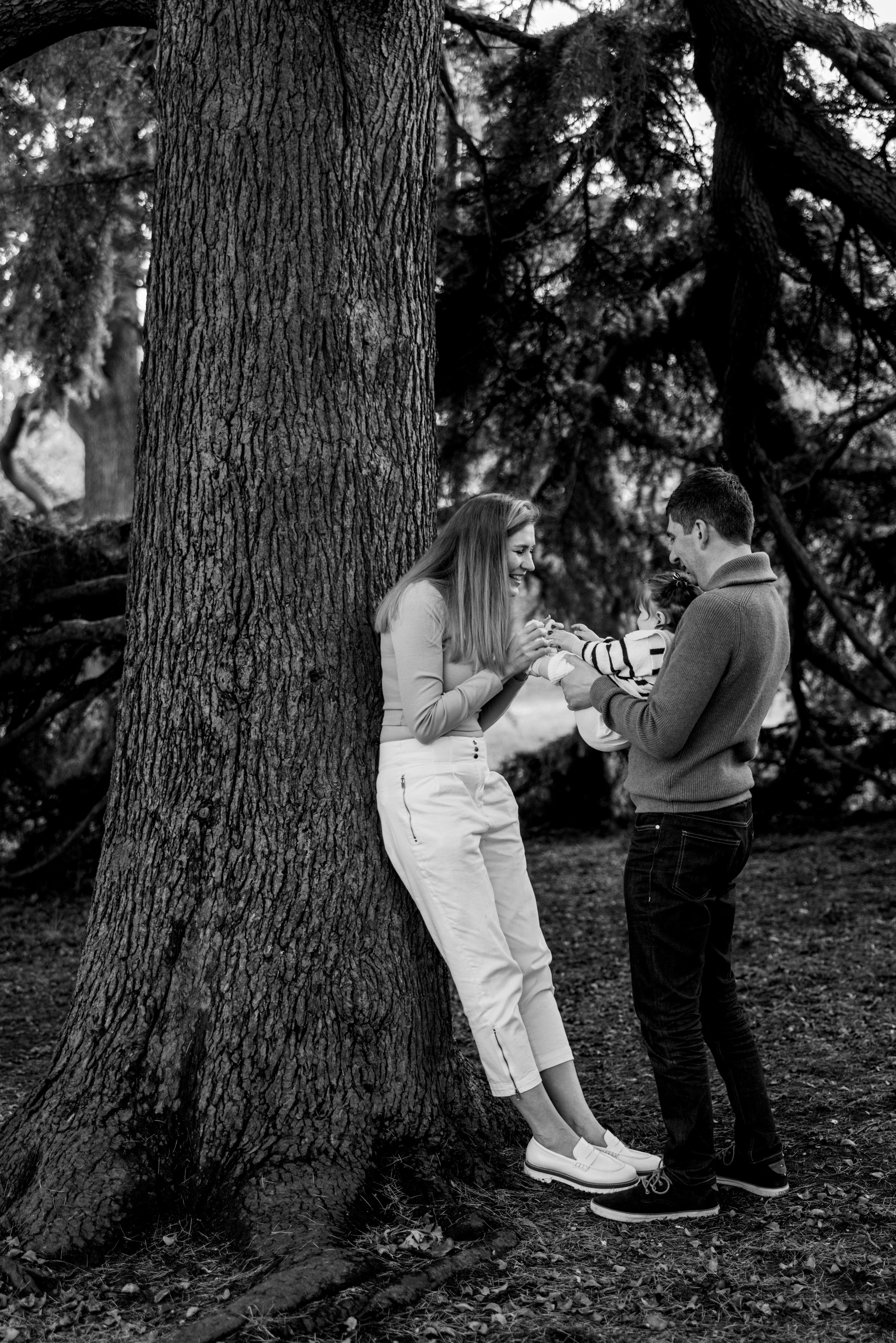 Sofia with parents (Greenwich Park). Anastasia Klink, Photographer in London