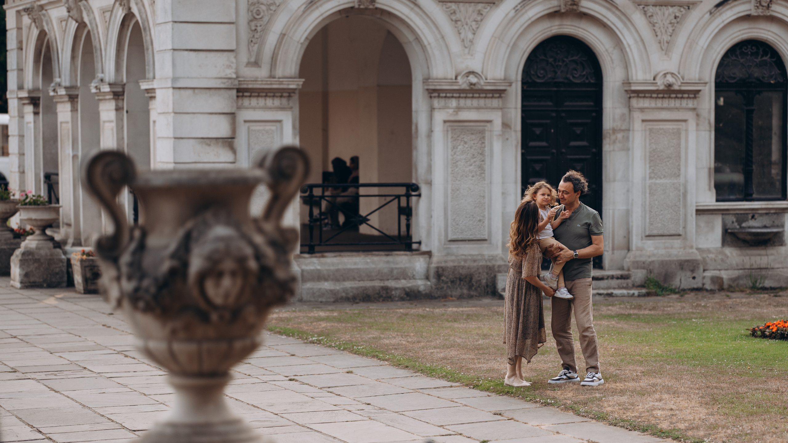 Selin’s Family (Hyde Park). Anastasia Klink, Photographer in London