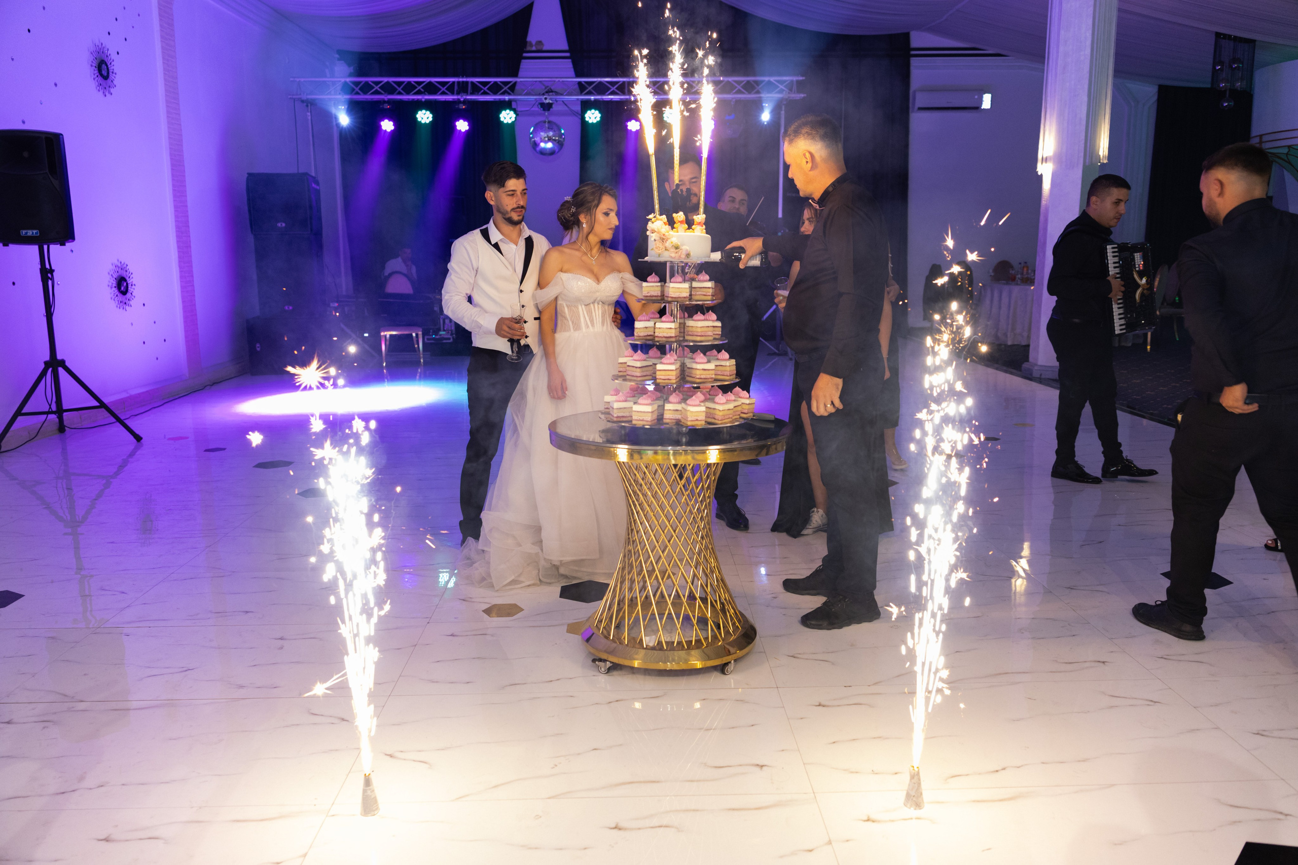 Georgiana & Daniel. Fotograf de nunta — Ionut Belea dar si evenimente corporate din Romania