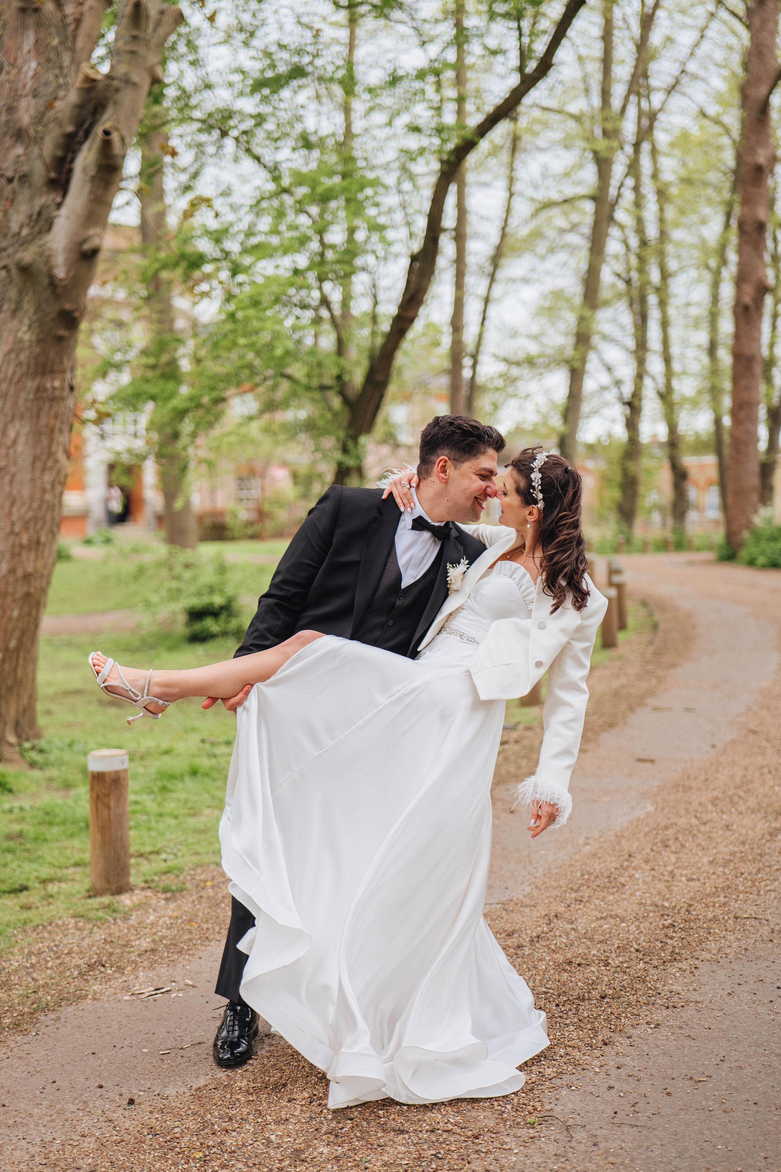 Wedding day with Daria and Burhan in south west London. Wedding and family photographer in London