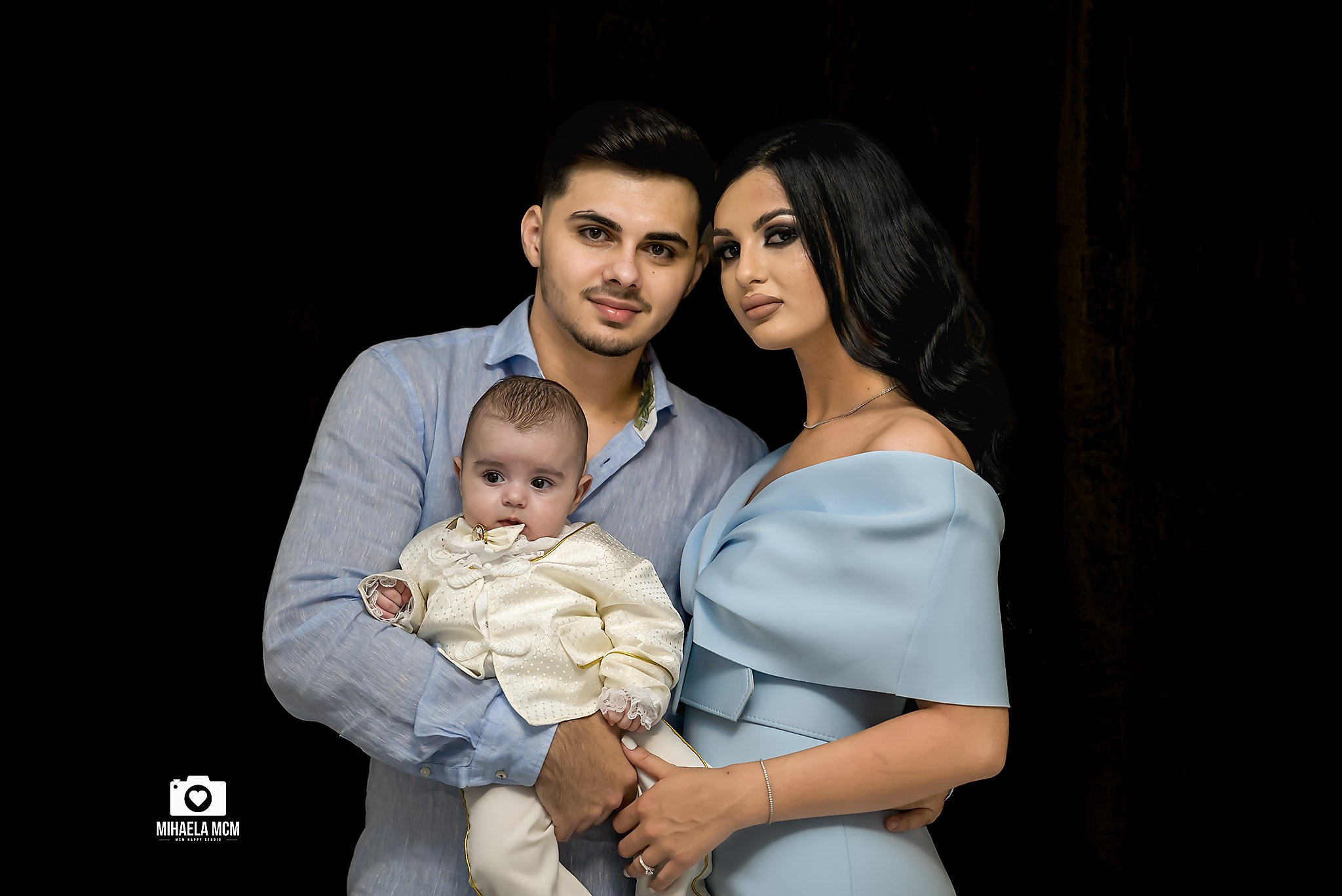 Fotograf botez Fetesti. MCM Happy Studio – Fotograf & Videograf Evenimente | Nuntă & Botez