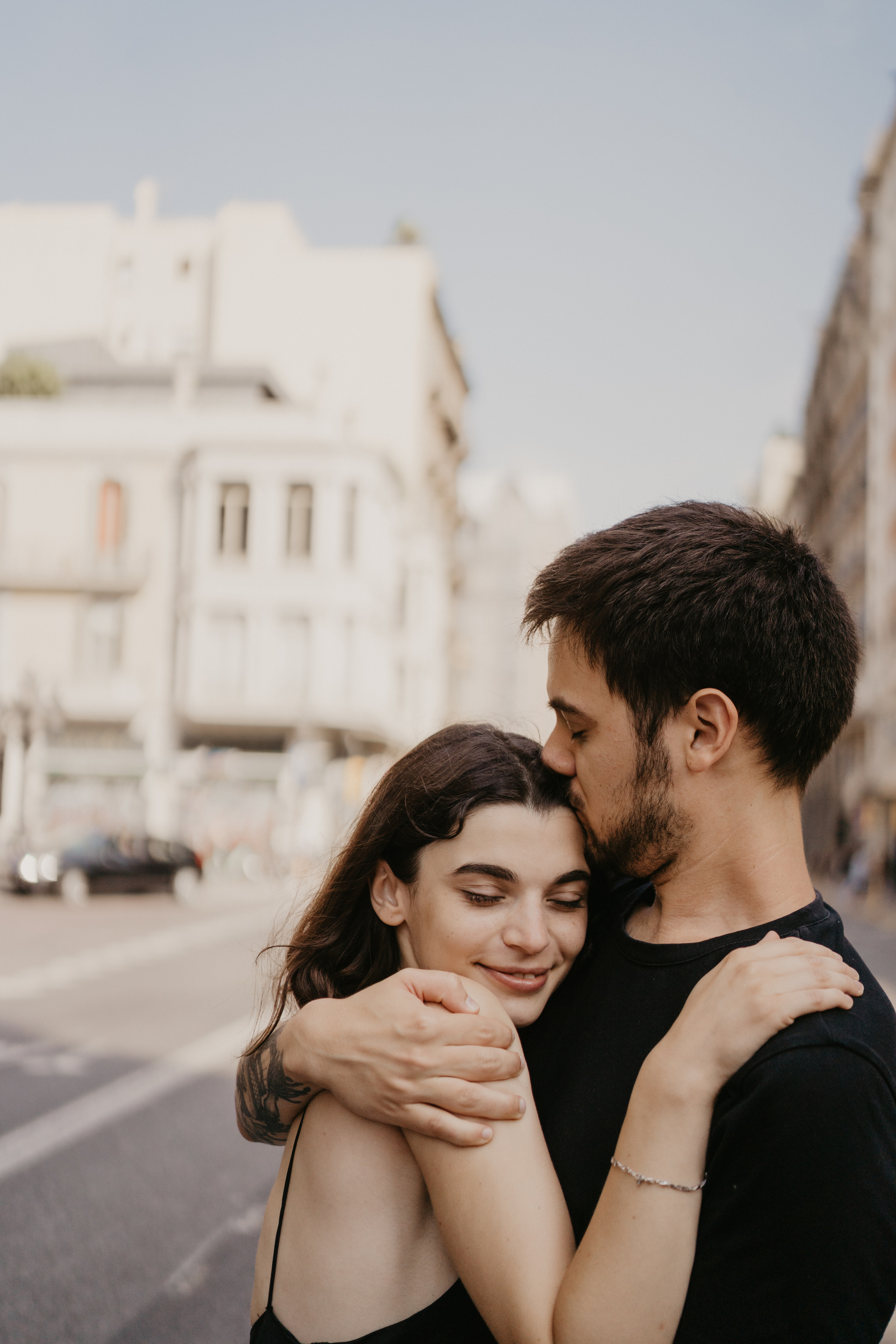 Lovestory in Barcelona. Photographer Kristina Dorina