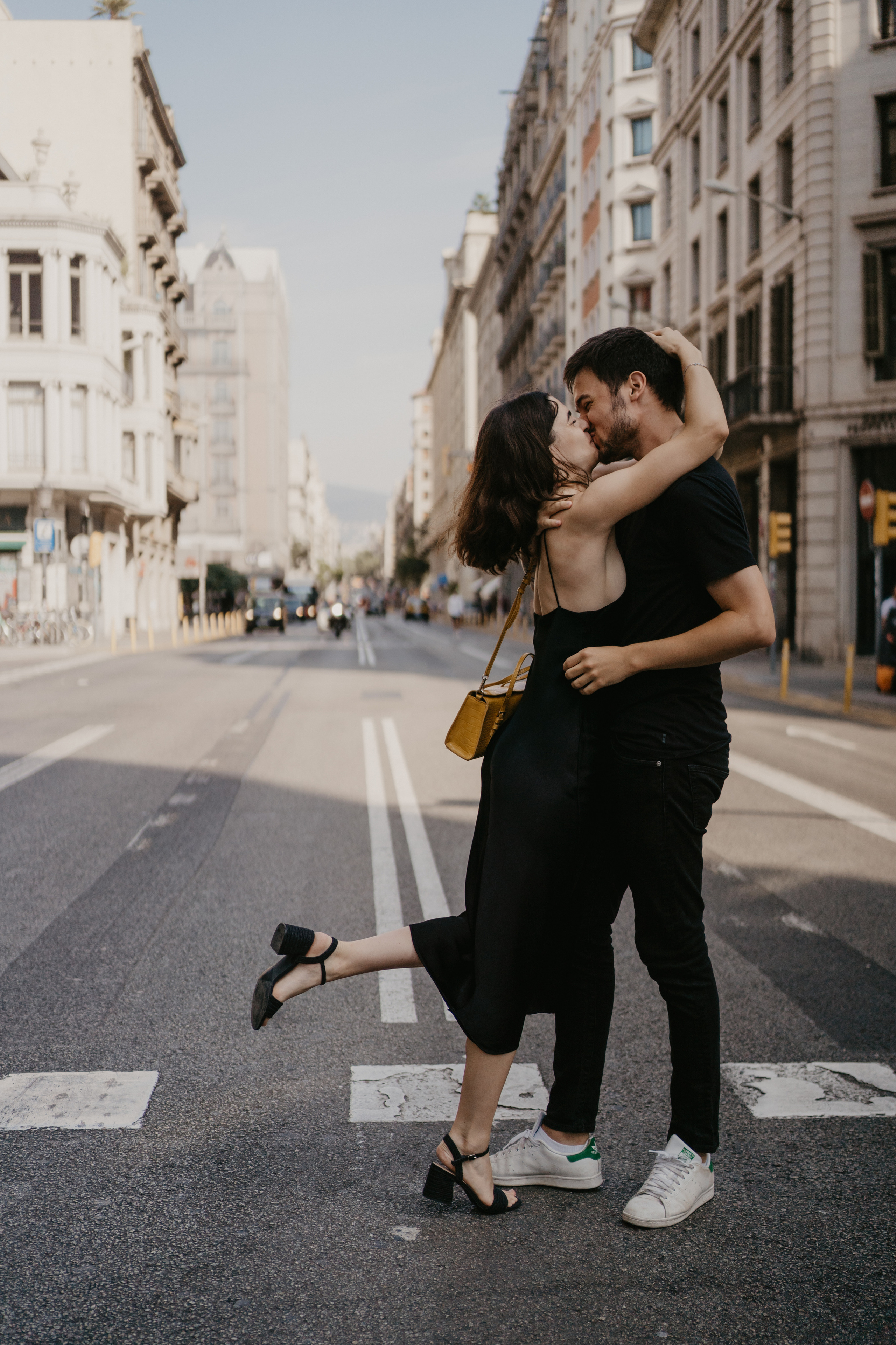 Lovestory in Barcelona. Photographer Kristina Dorina