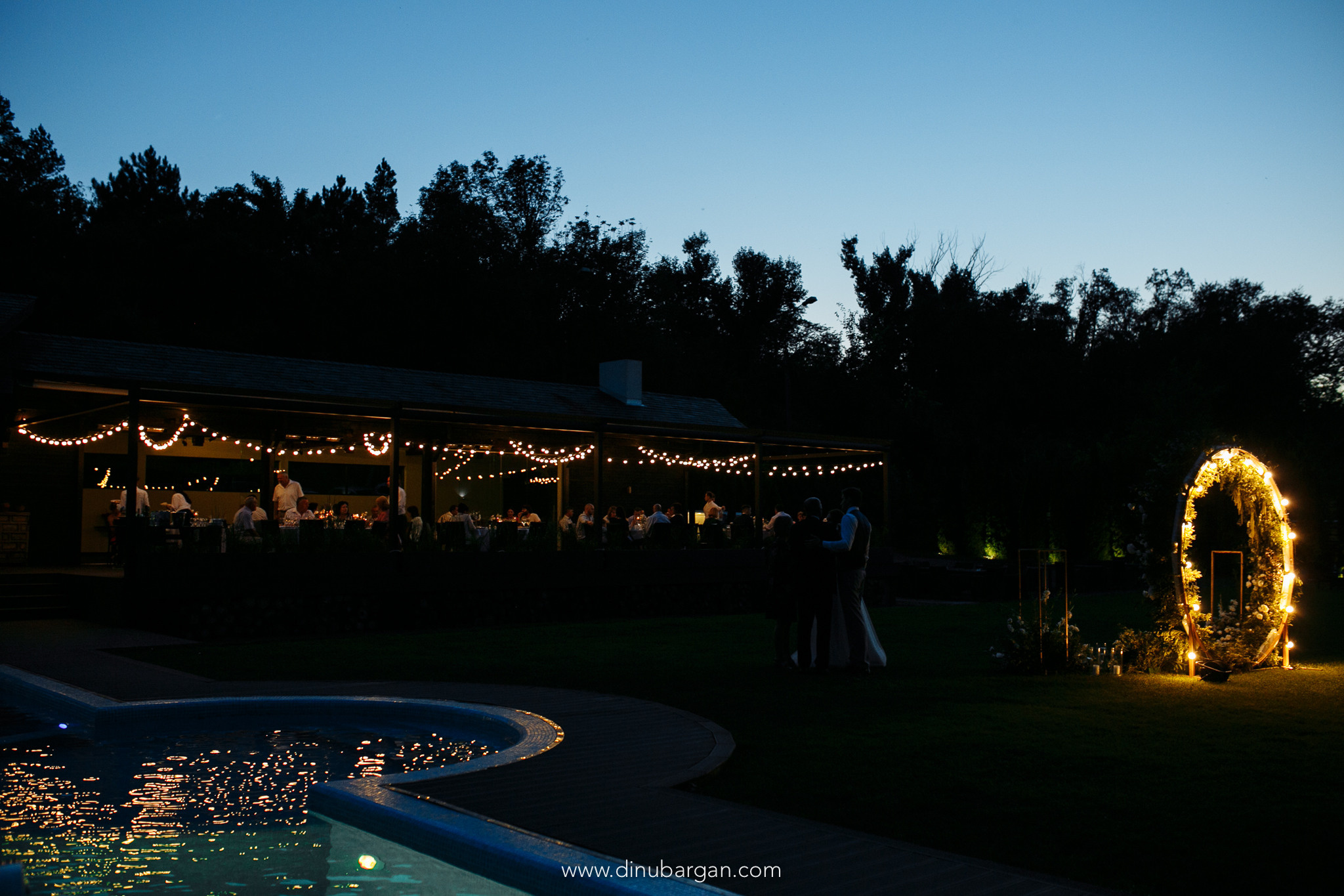 Dinu & Anastasia. Fotograf de nuntă și de familie — Dinu Bargan