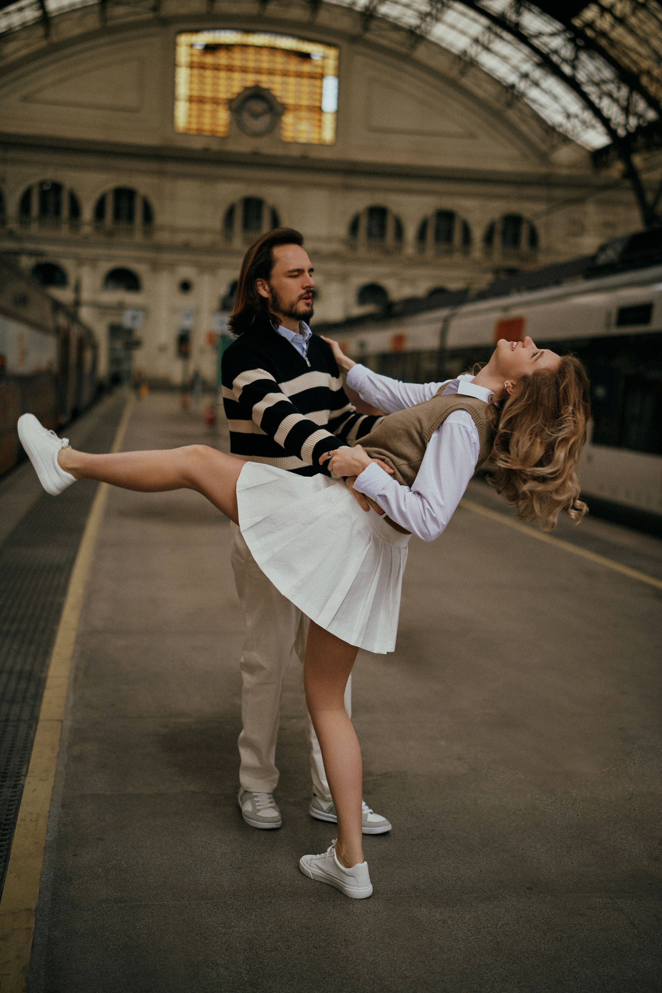 Тим и Кэт. Французский вокзал. Барселона. Фотограф в Барселоне Жанна Захарченко