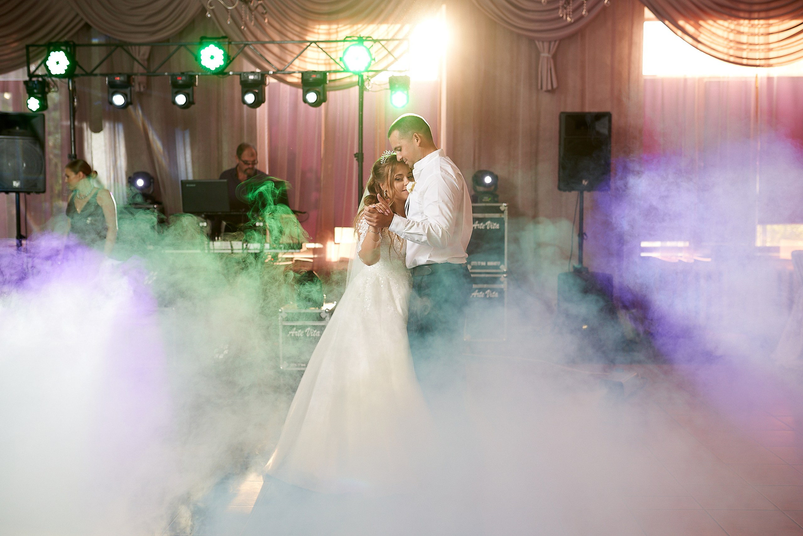 Андрей и Юлия. Дмитрий и Каролина Тофан