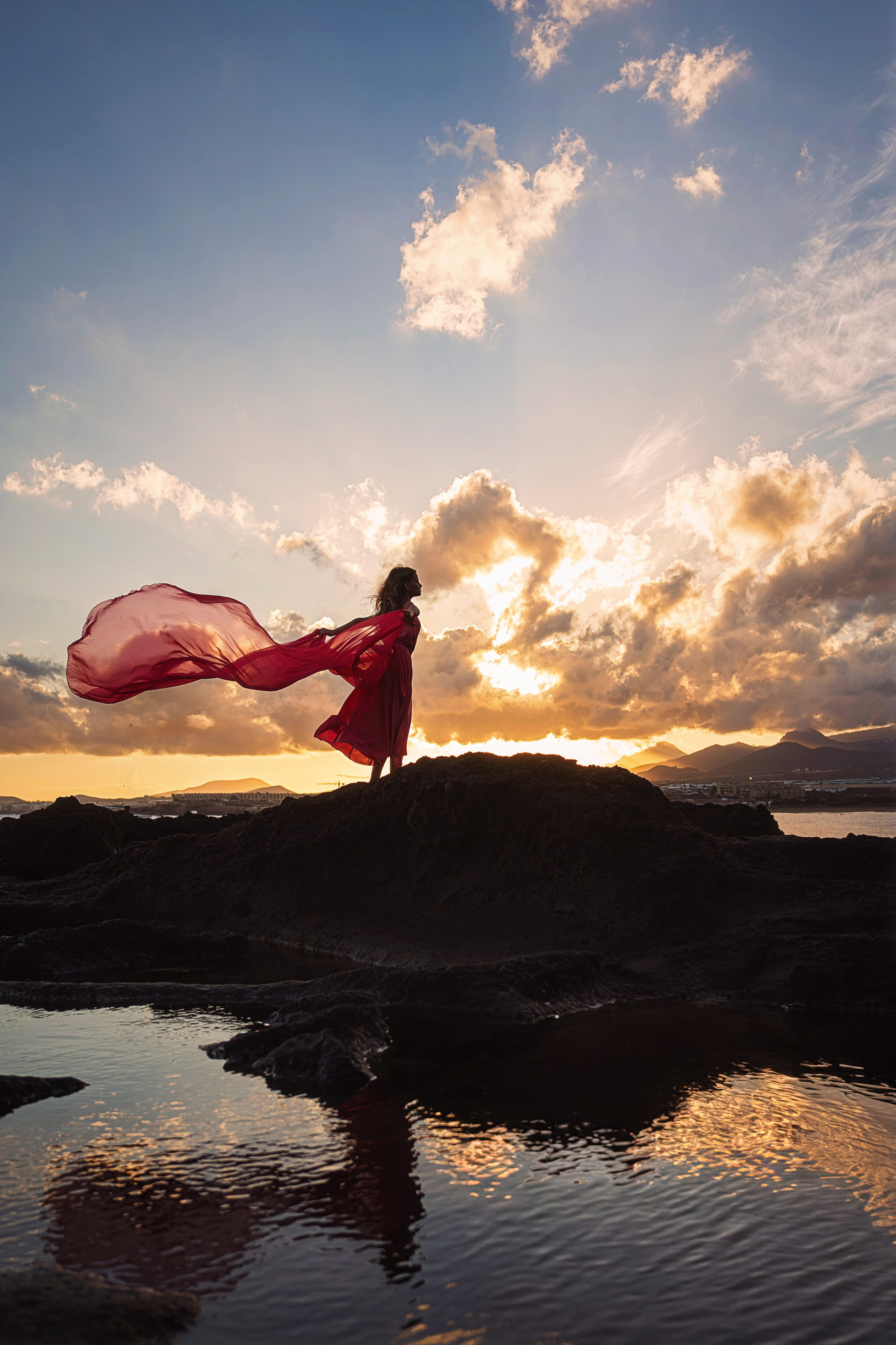 Платье коралл для девочки 20€. Профессиональный фотограф на Тенерифе