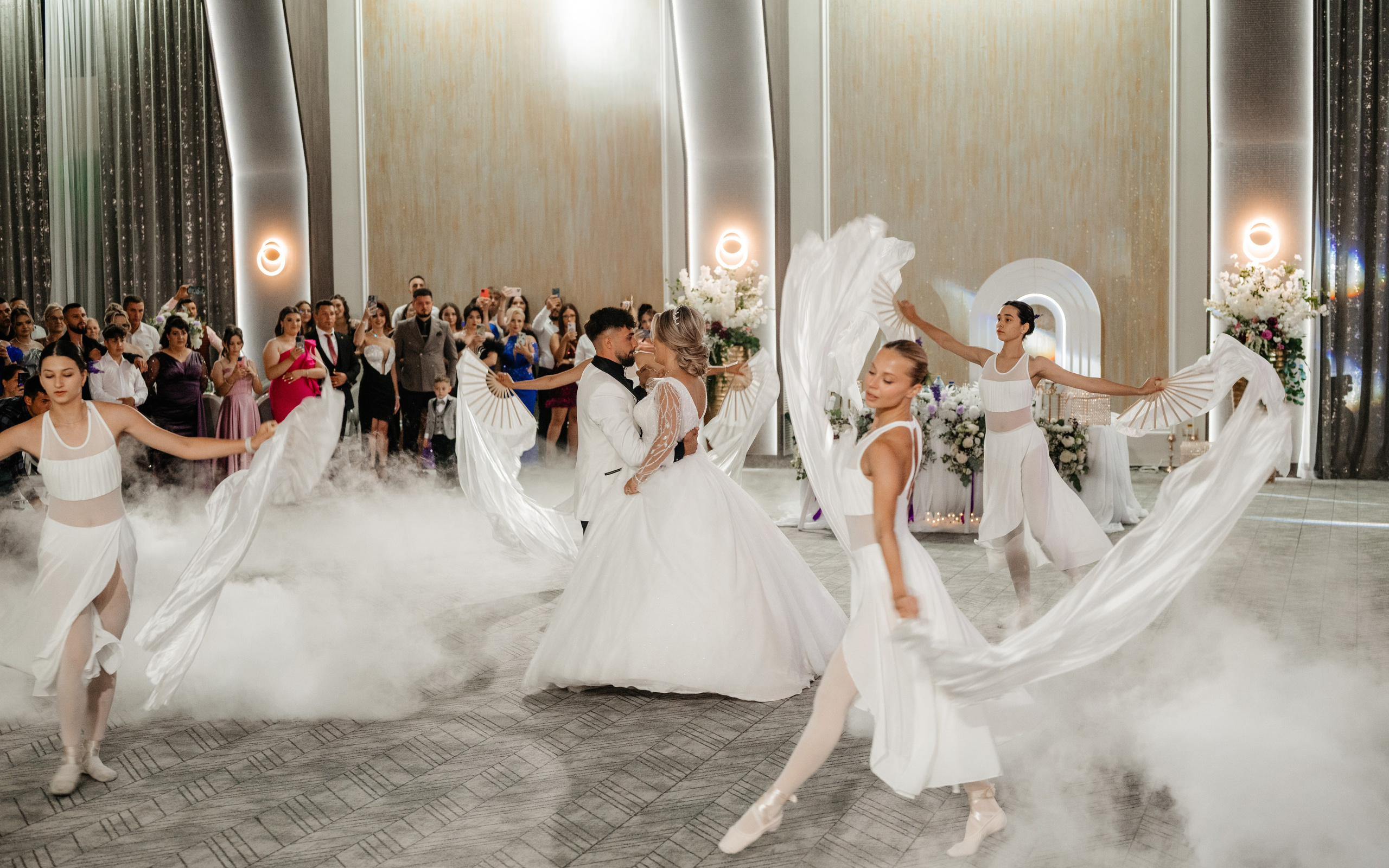 🤎 D a i a n a & D a n i e l - Wedding Day Preview. Wedding & Family Photographer