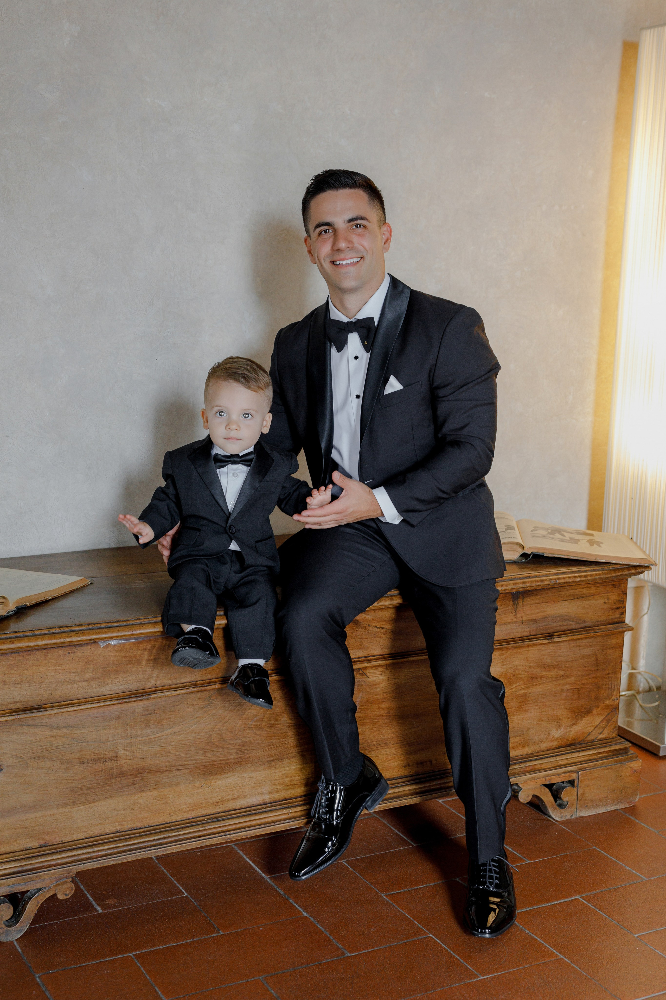 Dom&Ally. Wedding photographer Italy