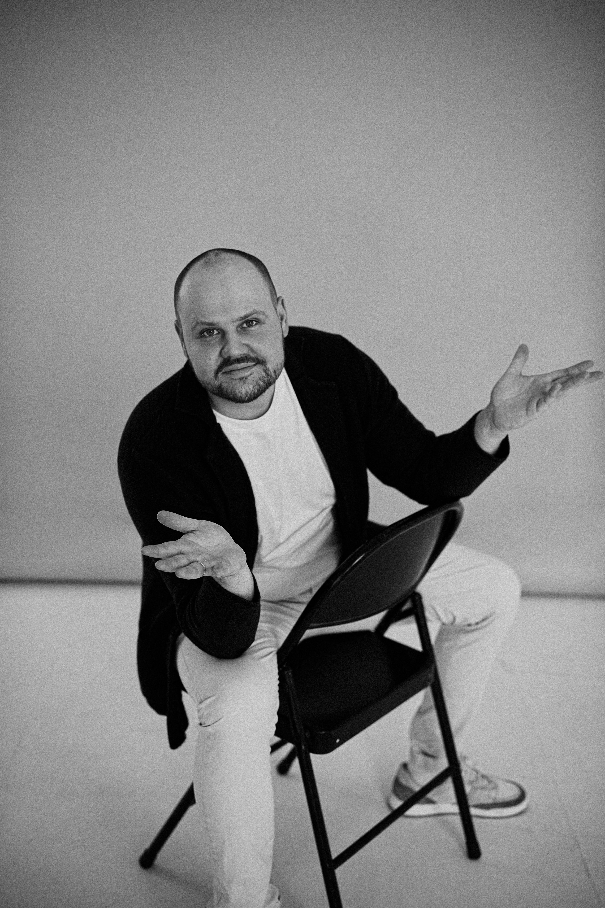 Денис. Бизнес портрет. Фотограф в Барселоне Жанна Захарченко