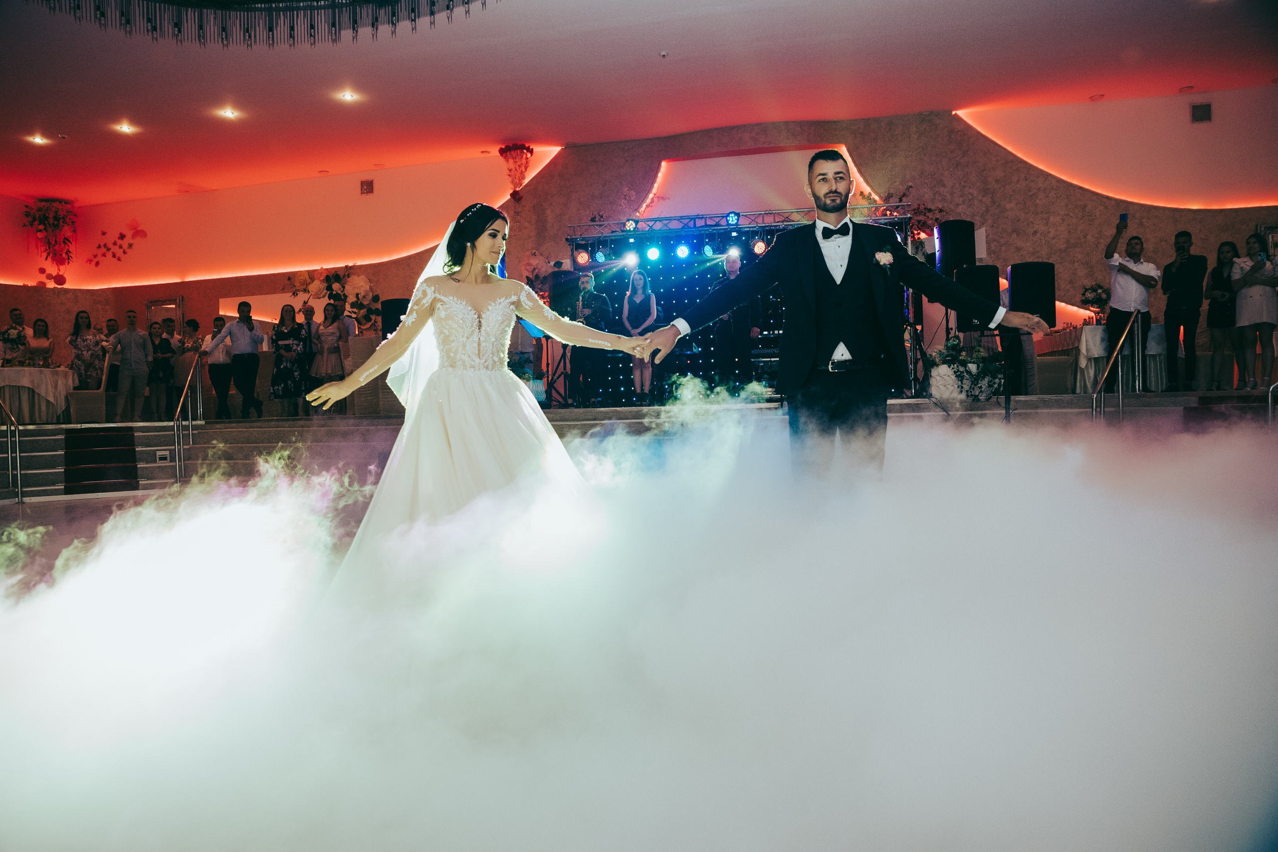 Lucian & Loredana. Fotograf de Nunta Focsani