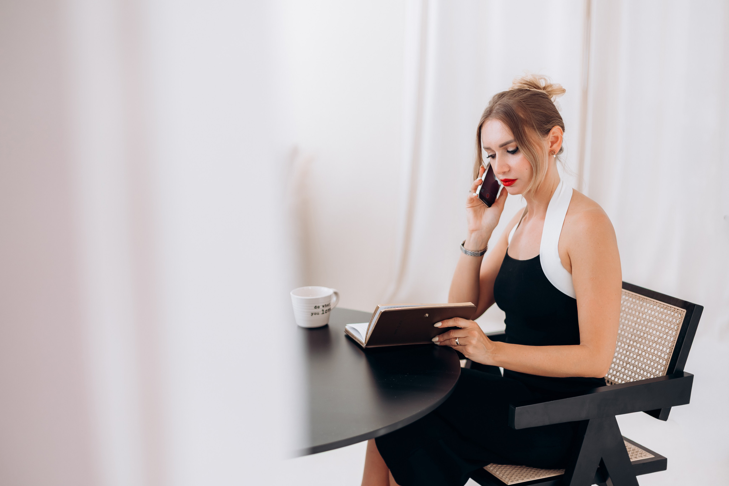 Anastasia (business portrait). Wedding and Family Photograph