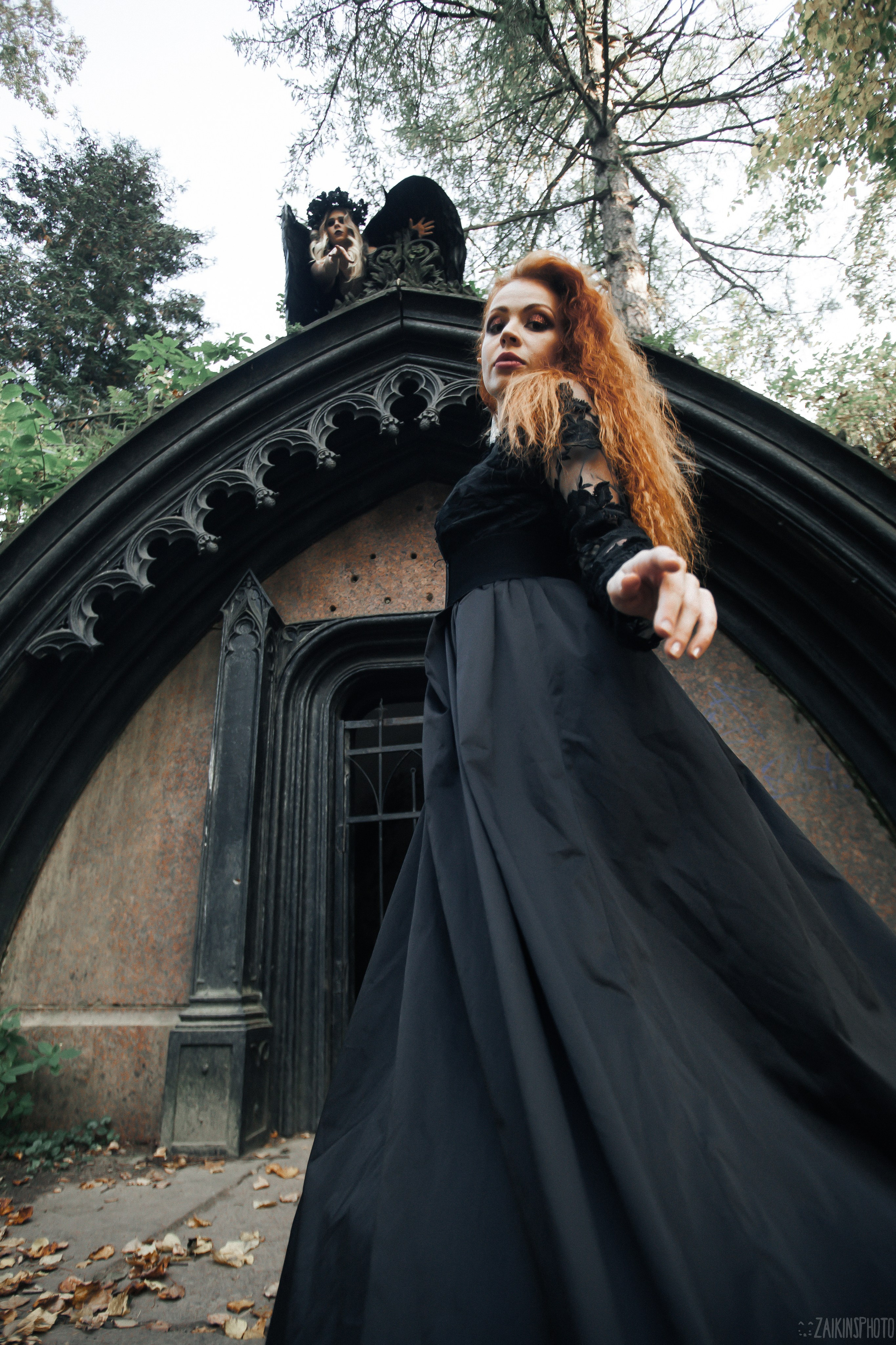 The Dark Autumn. Main