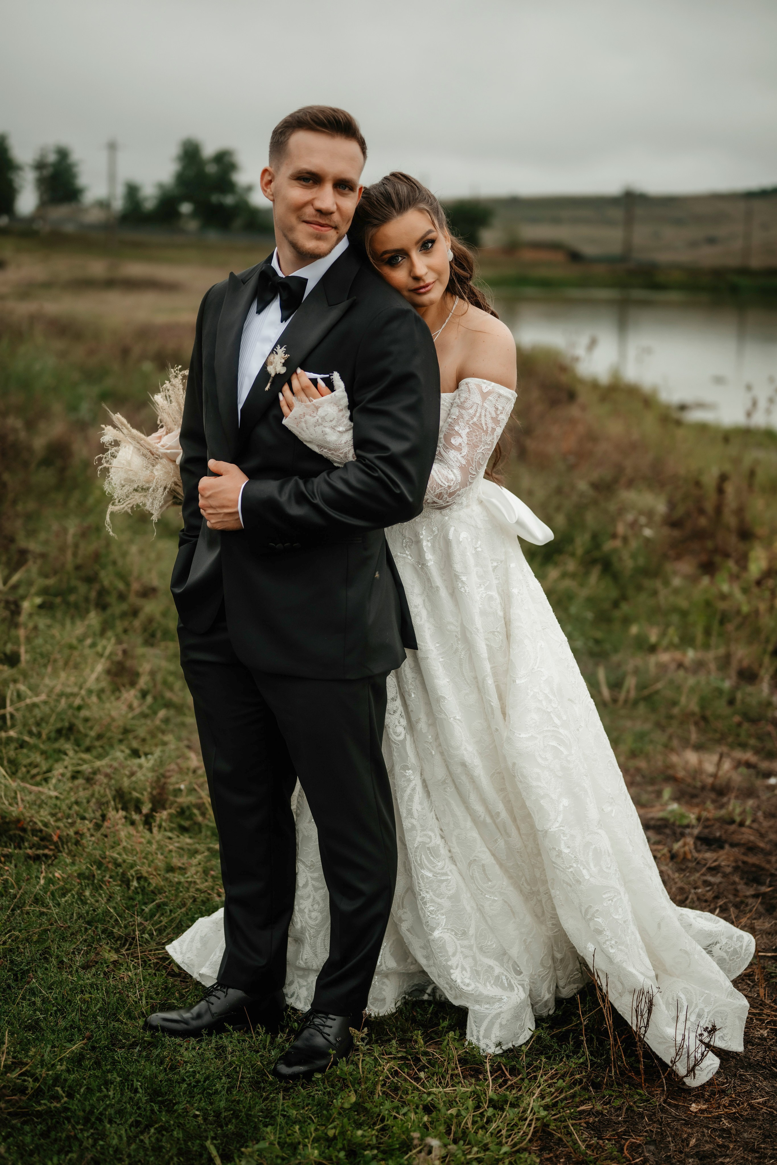 🤎 E l i s a & O v i d i u — Wedding Day Preview. Wedding & Family Photographer