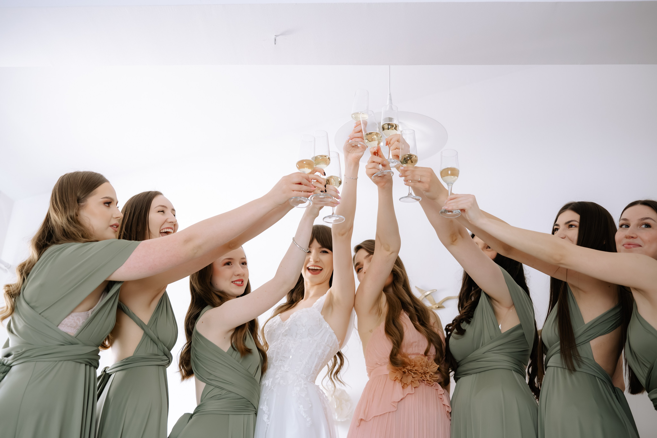 Raluca + Marius | Wedding day. Proud Vision Weddings | Wedding Photography & Film — Servicii profesionale Foto Video Nunta Iasi