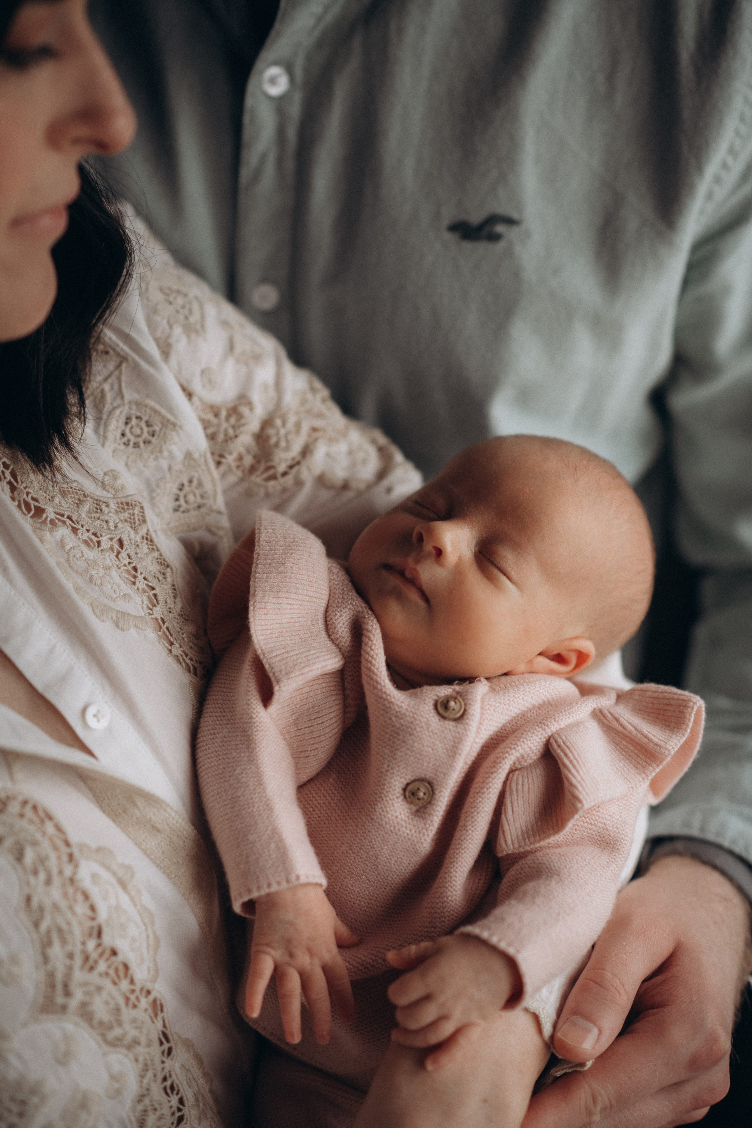 Newborn baby photoshoot in Dublin, Ireland. Wedding & Family photographer in County Donegal and Dublin, Ireland