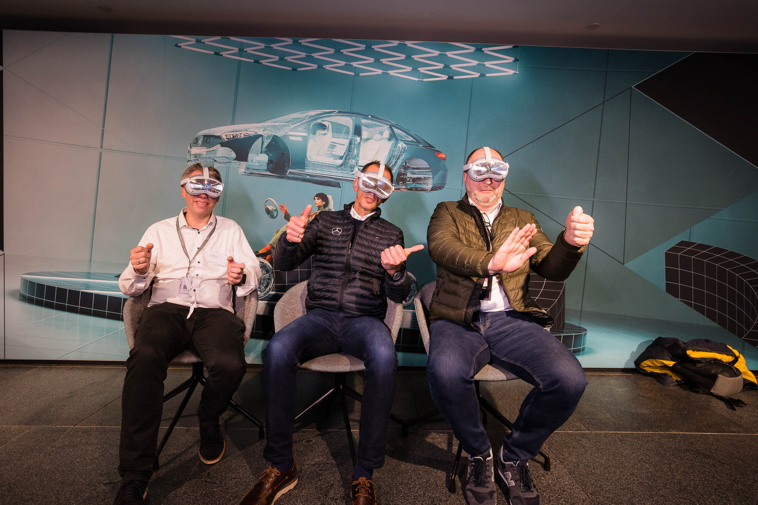 Fun moments, trying out technology at the Palau de Congresso in Palma with Mercedes