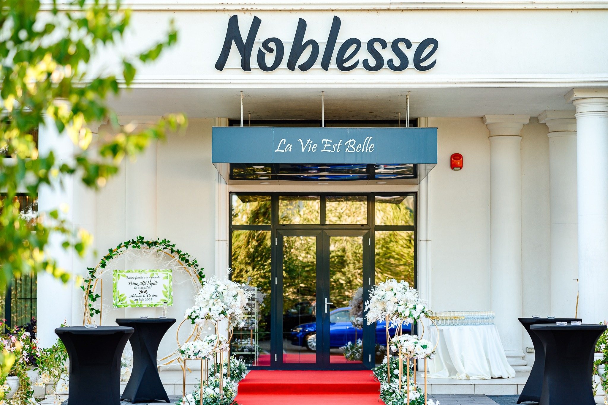 Corina & Adrian. Mugurel Olteanu Fotograf