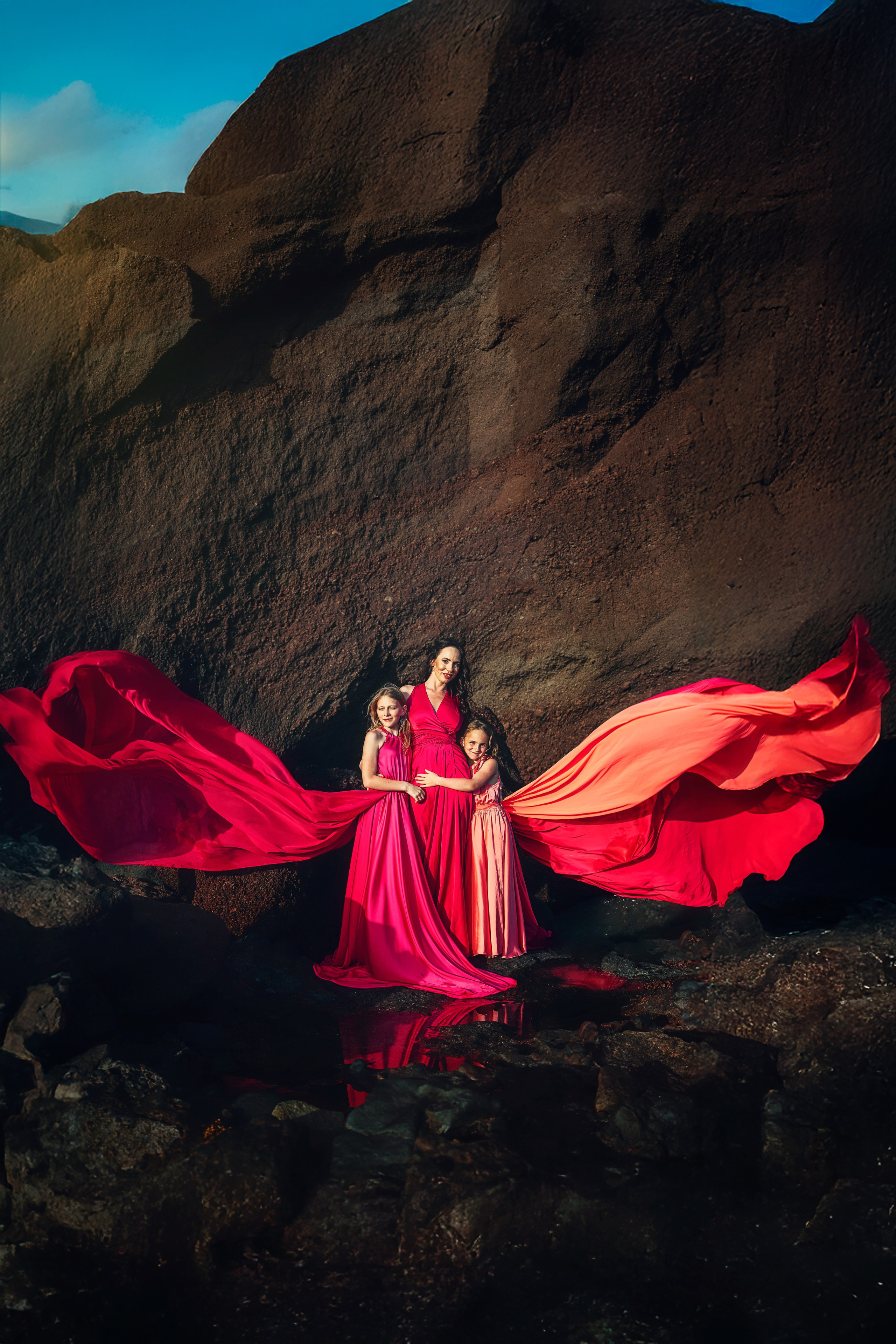 Платье фуксия для девочки 20€. Профессиональный фотограф на Тенерифе