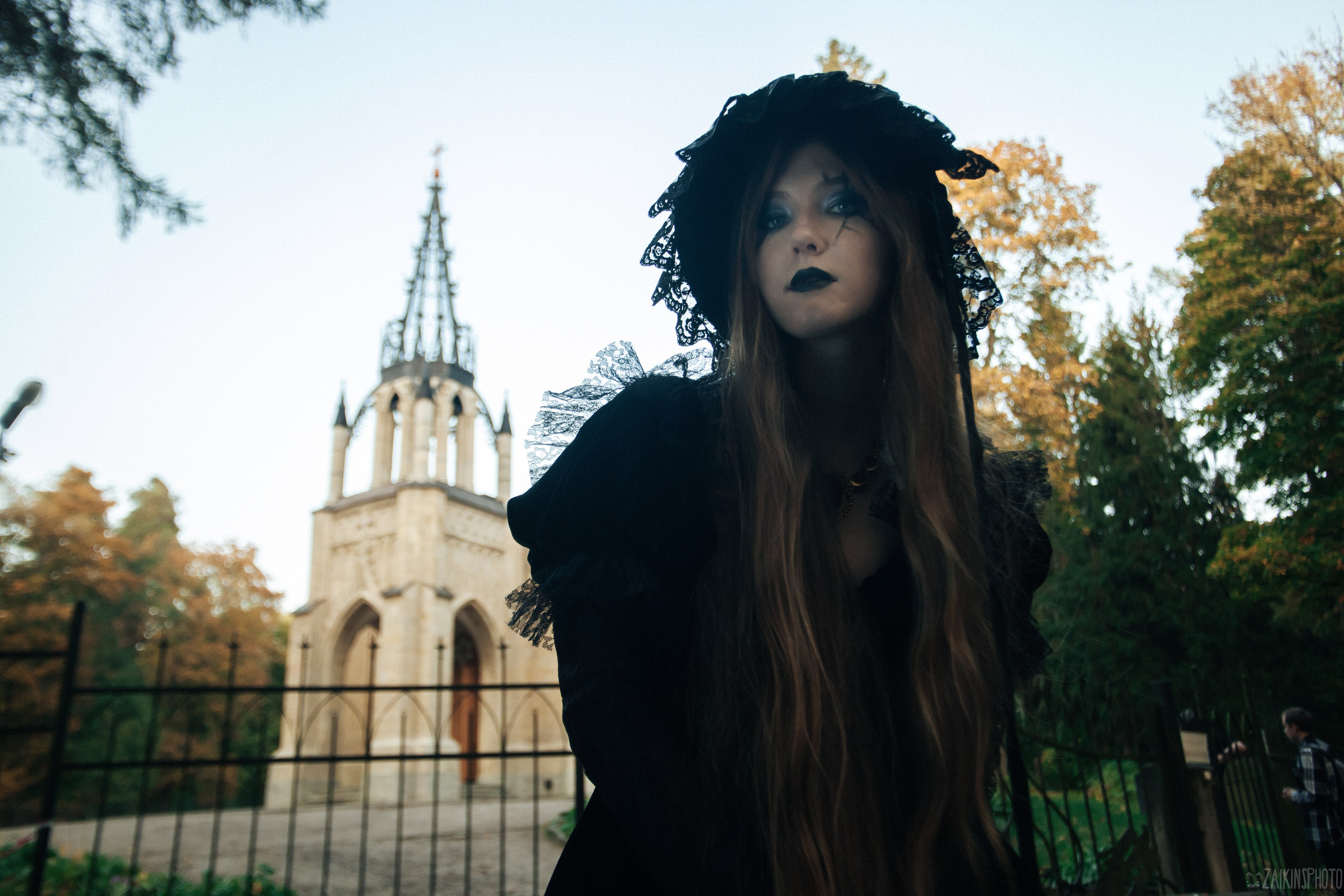 The Dark Autumn. Main