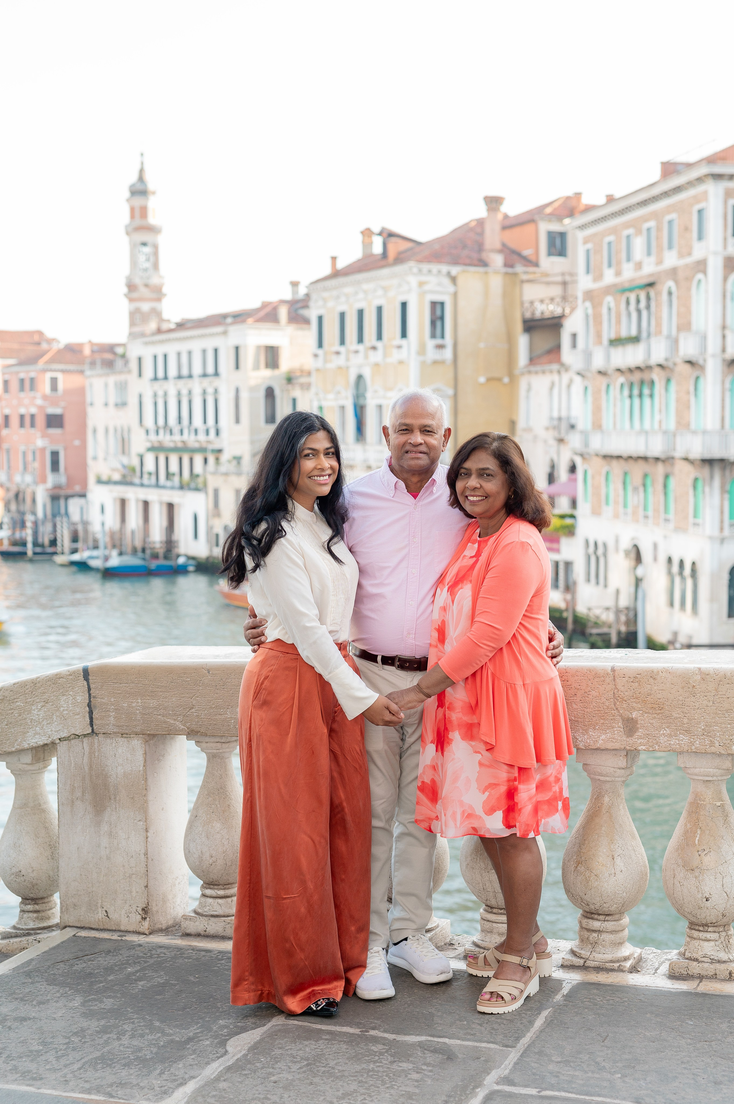 Family photoshoot in Venice. Photographer in Venice Anna Terzi