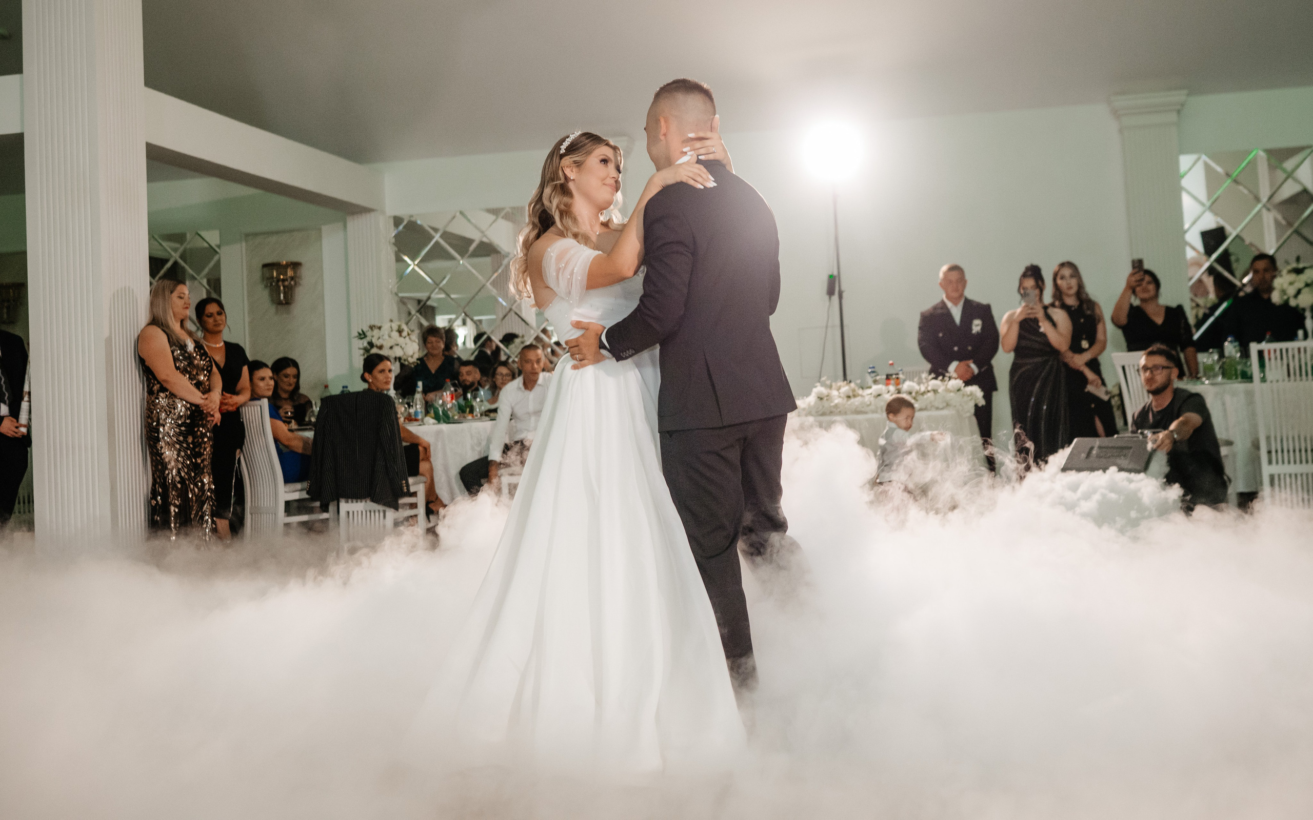 🤎 I o n i c a și A n d r e e a - Wedding Day Preview. Wedding & Family Photographer