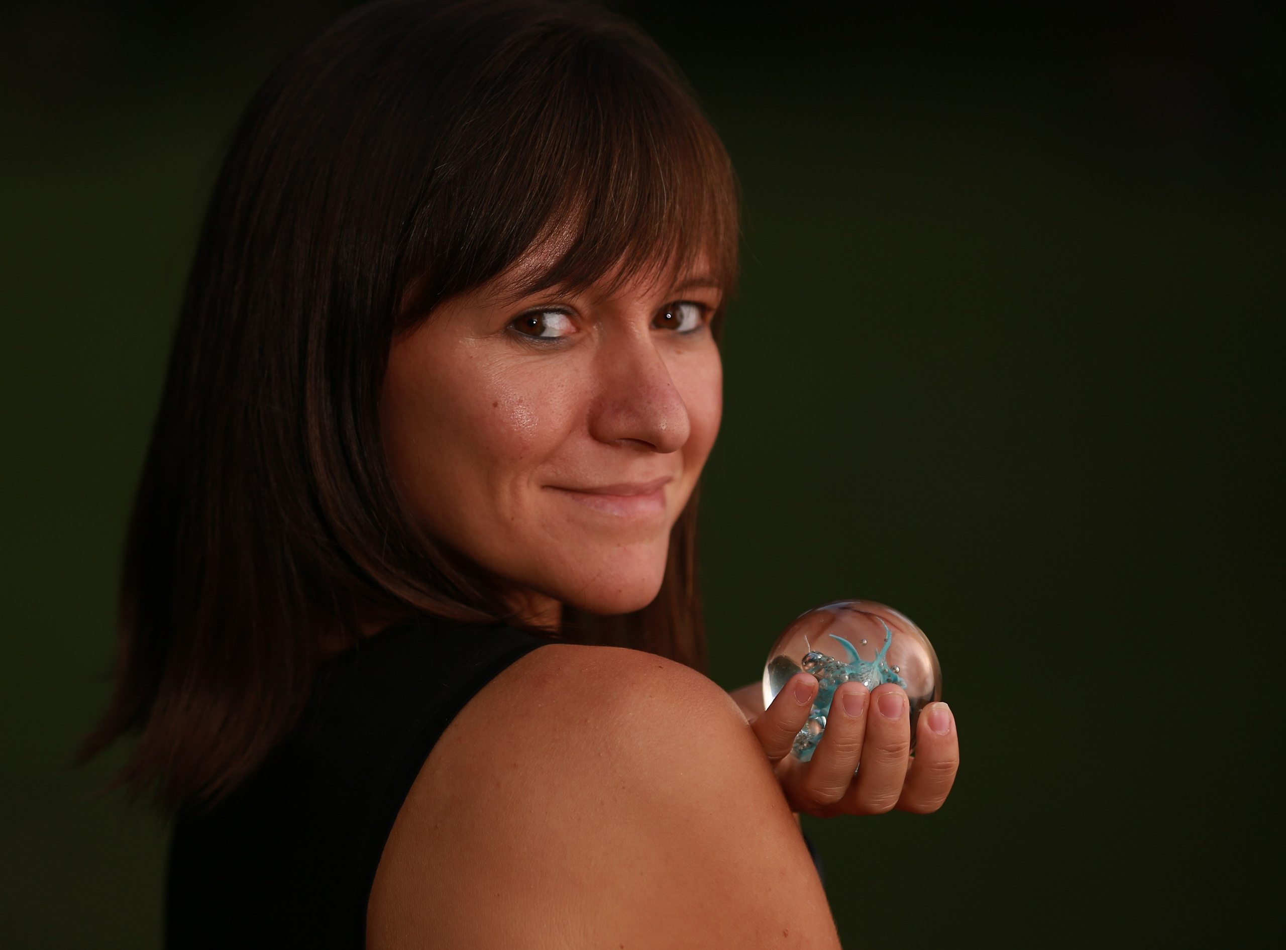 Oksana Mohnenko. Portret photographer in Switzerland Artur Magpie