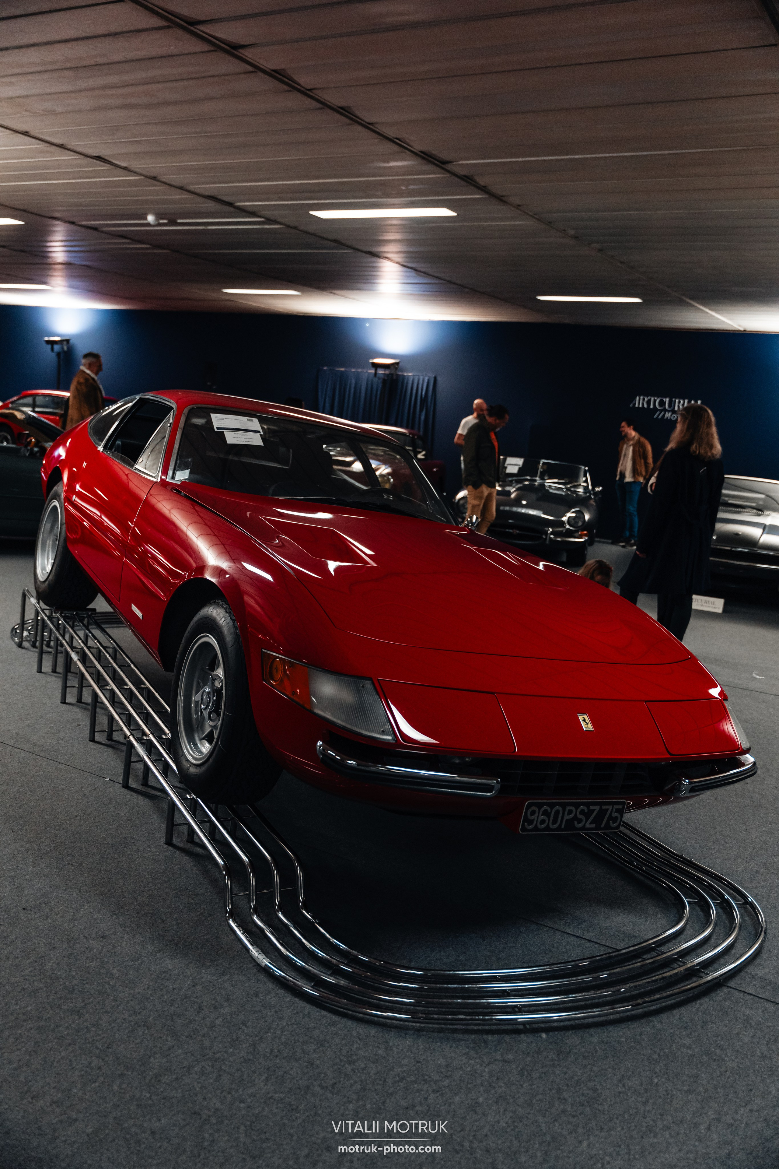 Artcurial Motorcars 2024. Photographe de voitures à Paris — Vitalii Motruk