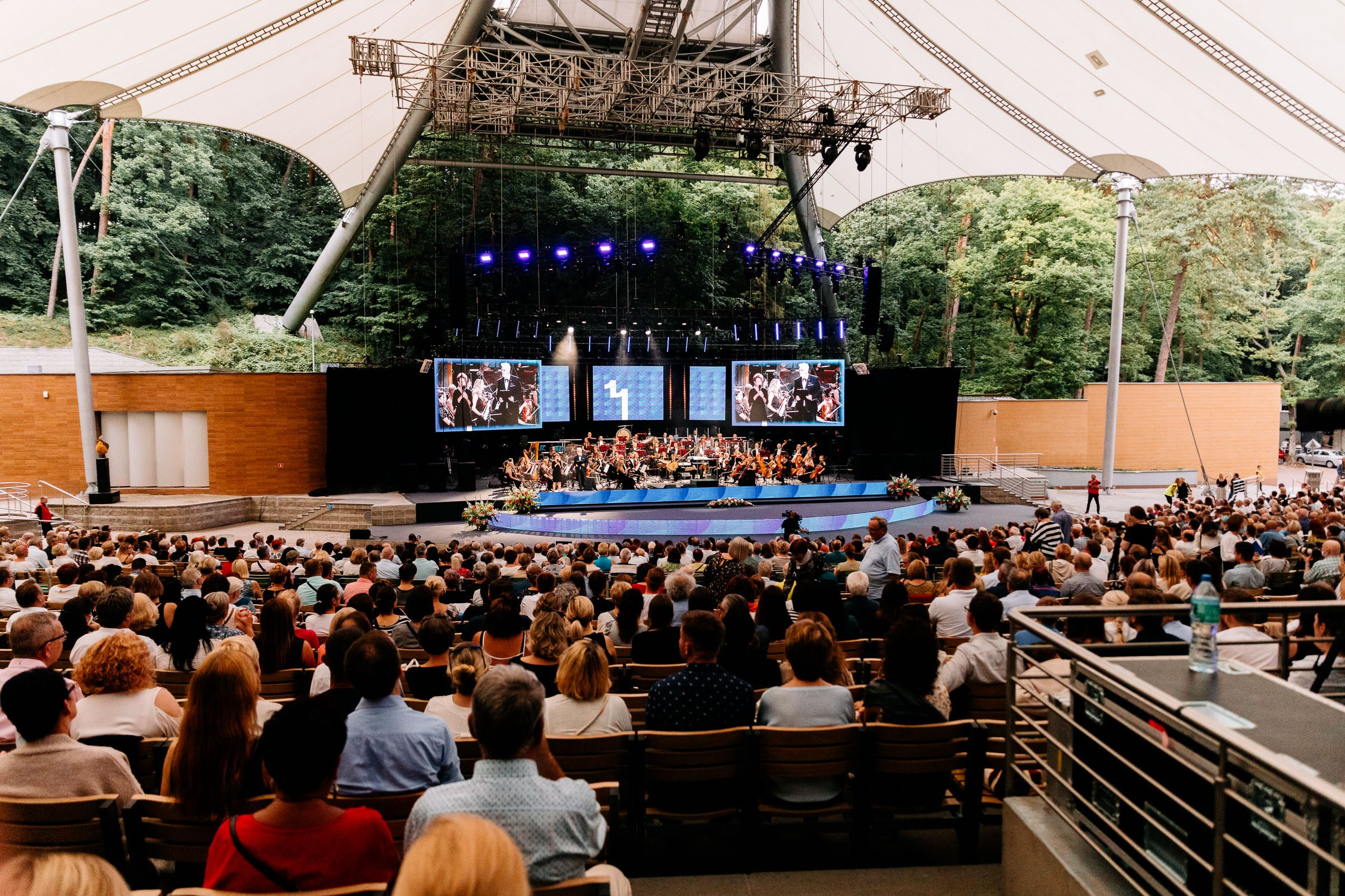 Opera Leśna Koncert. Fotograf Ślubny Warszawa - Sesje Biznesowe Rodzinne Eventy