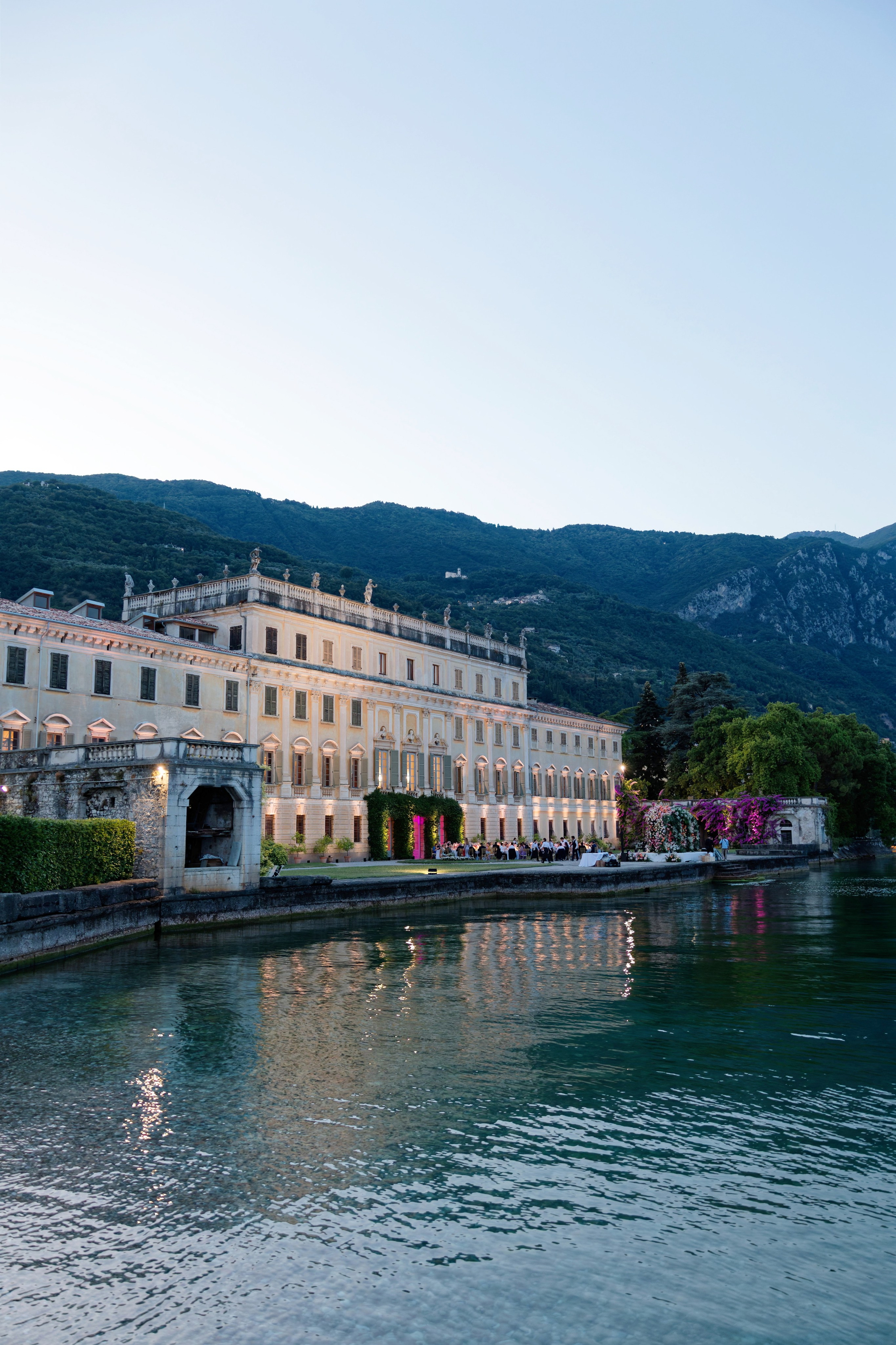 Wedding at Villa Bettoni on Lake Garda