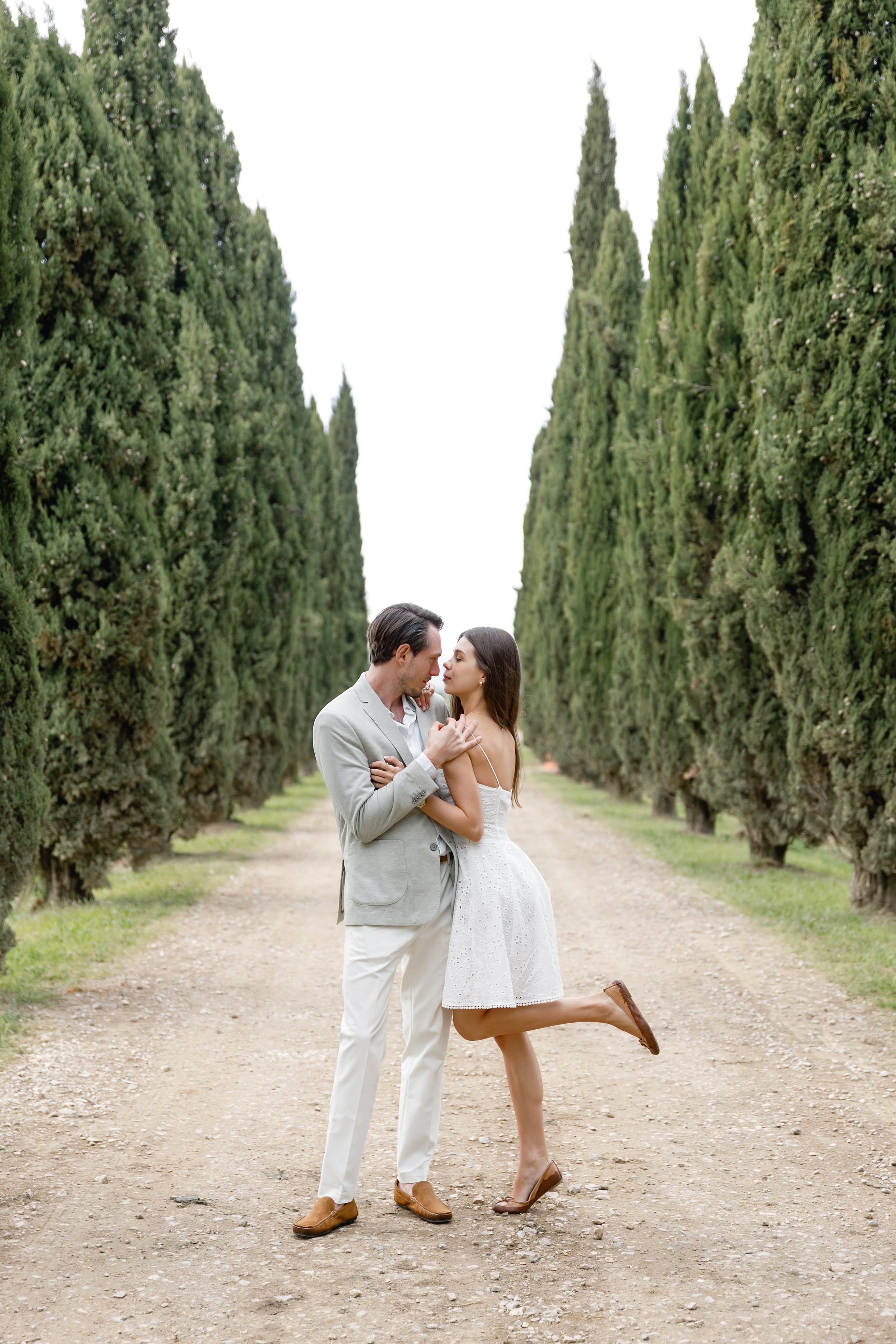 Wedding photographer Italy Rome, Tuscany, Lake Como, Sicily, Puglia. Wedding Photographer Rome Tuscany Como Sicily Puglia Amalfy Italy- Oksana Savenchuk